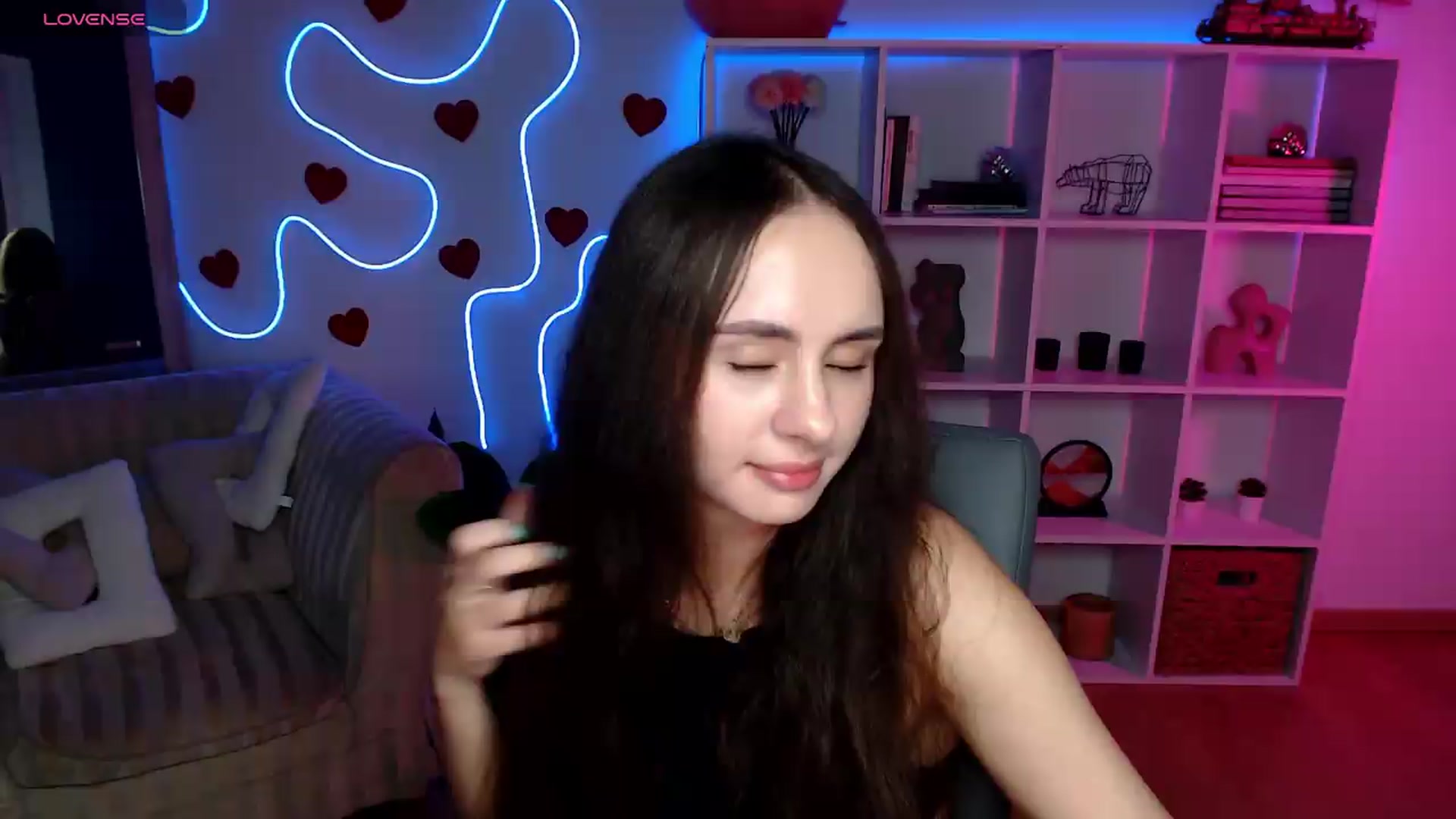 Gallery image thumbnail from Lady_Luck0's myfreecams stream on, 08/03/2026, 01:25 image 15 of 20