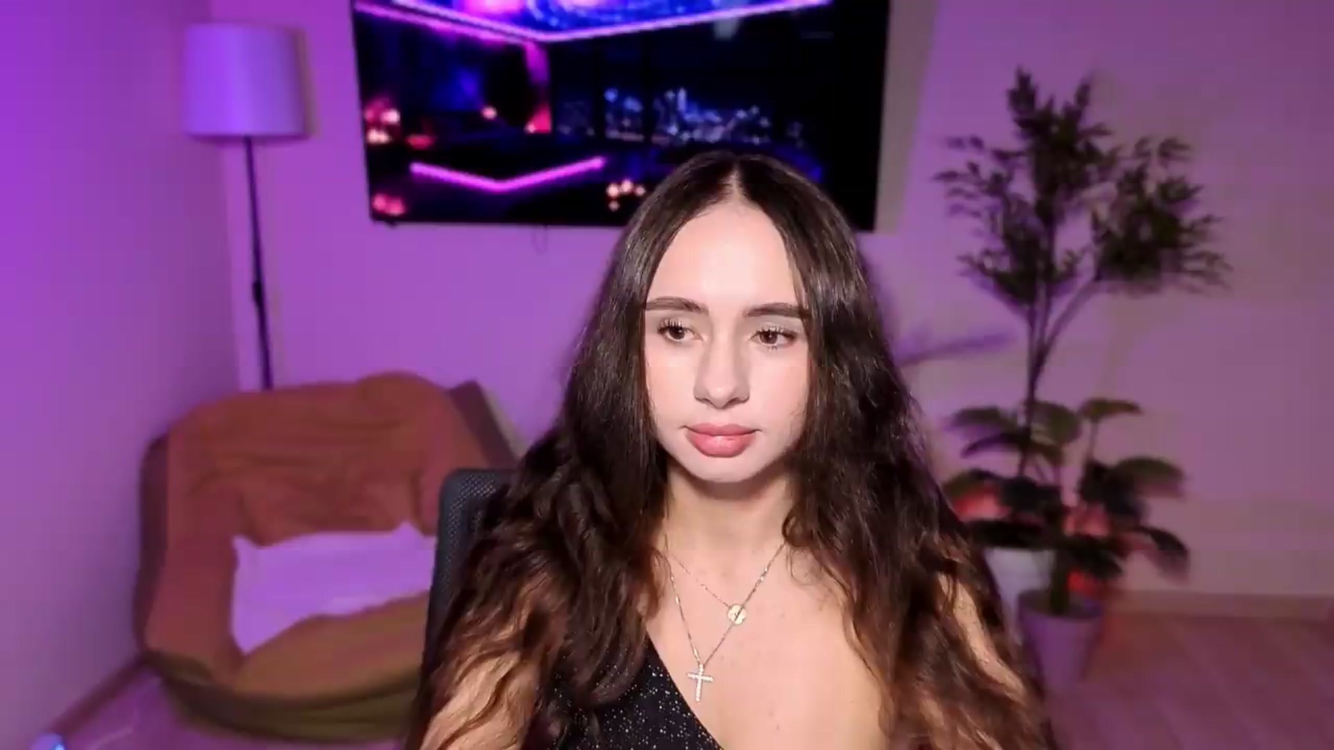 Gallery image thumbnail from Lady_Luck0's myfreecams stream on, 08/15/2026, 23:48 image 1 of 20