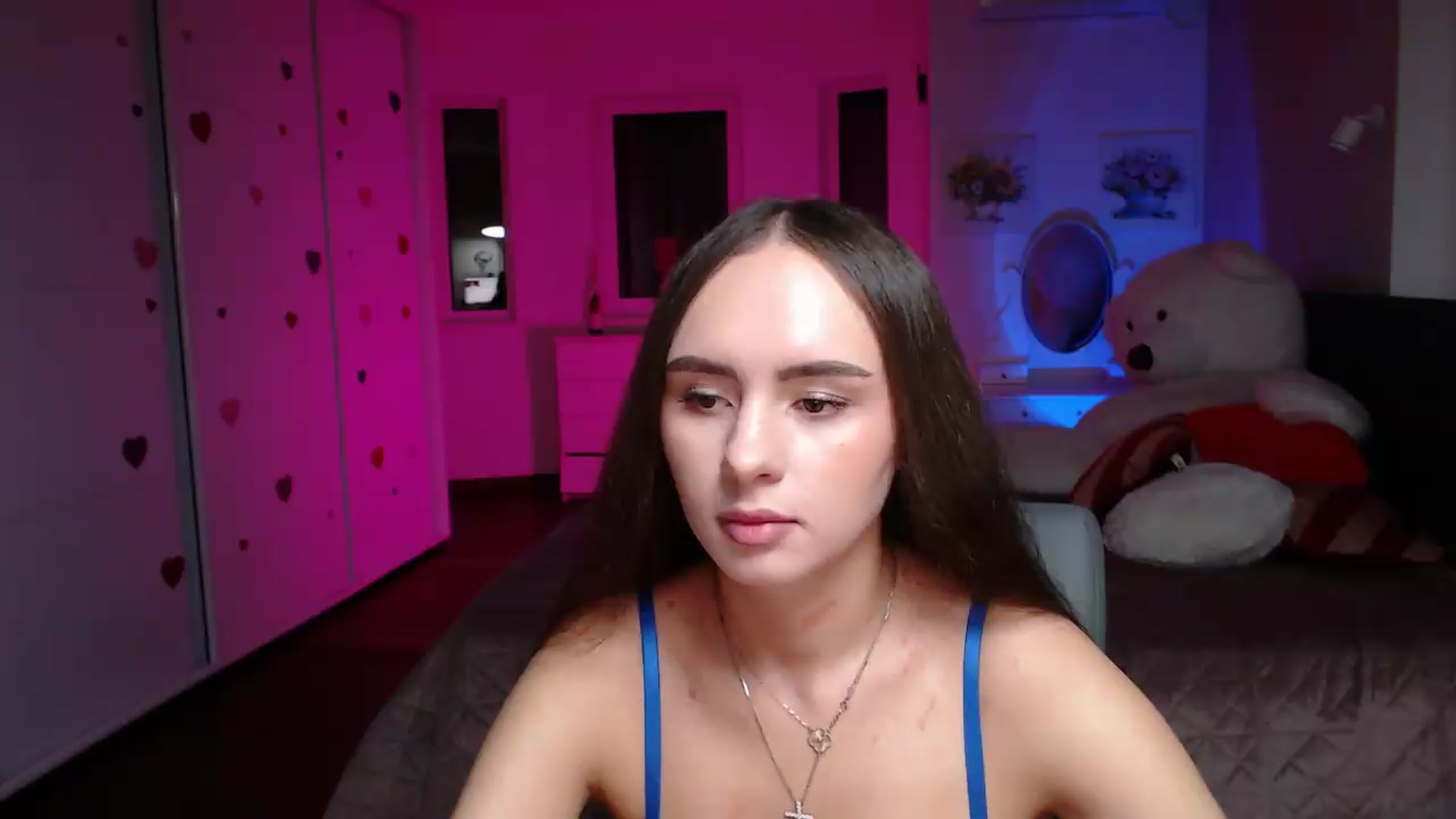 Gallery image thumbnail from Lady_Luck0's myfreecams stream on, 08/26/2026, 20:12 image 1 of 20