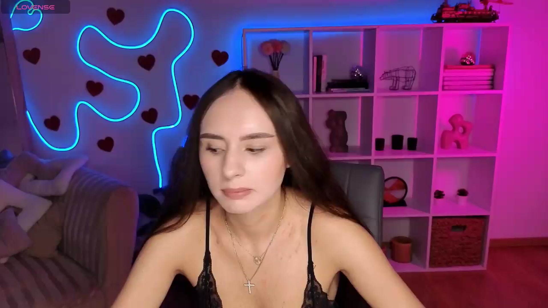 Gallery image thumbnail from Lady_Luck0's myfreecams stream on, 08/30/2026, 20:55 image 16 of 20