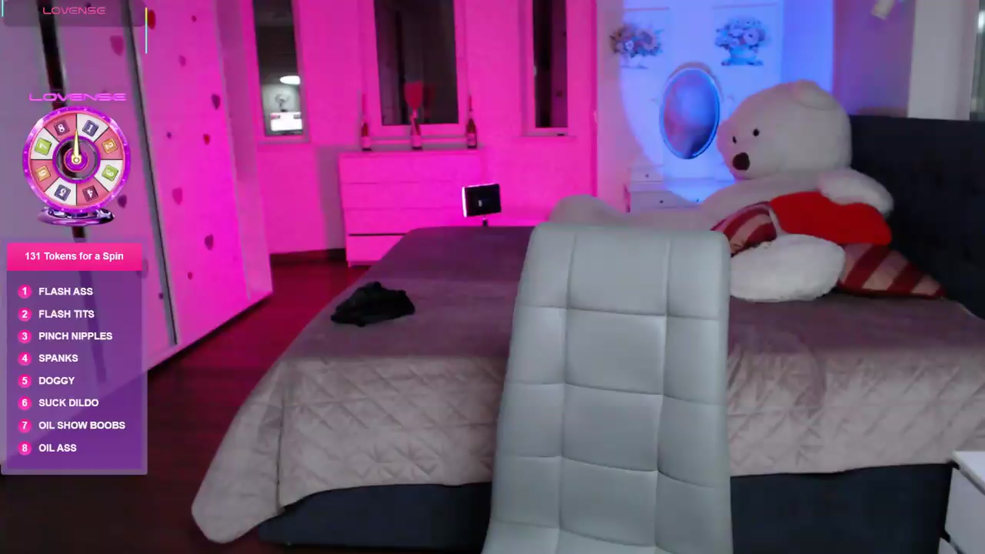Gallery image thumbnail from Lady_Luck0's myfreecams stream on, 08/31/2026, 21:58 image 14 of 20