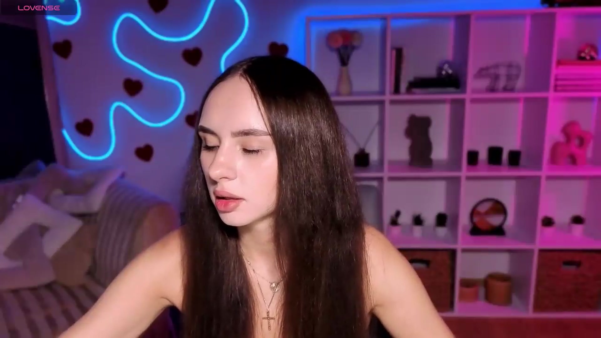 Gallery image thumbnail from Lady_Luck0's myfreecams stream on, 09/06/2026, 21:09 image 7 of 20