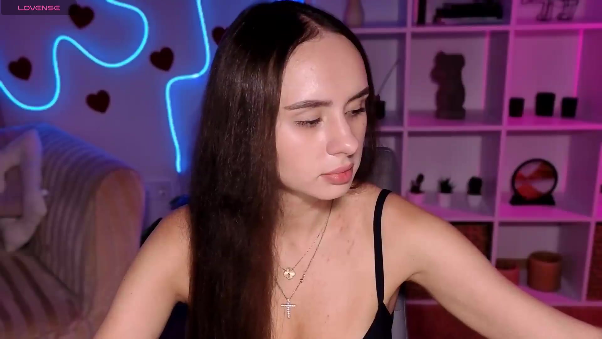 Gallery image thumbnail from Lady_Luck0's myfreecams stream on, 09/13/2026, 24:38 image 18 of 20