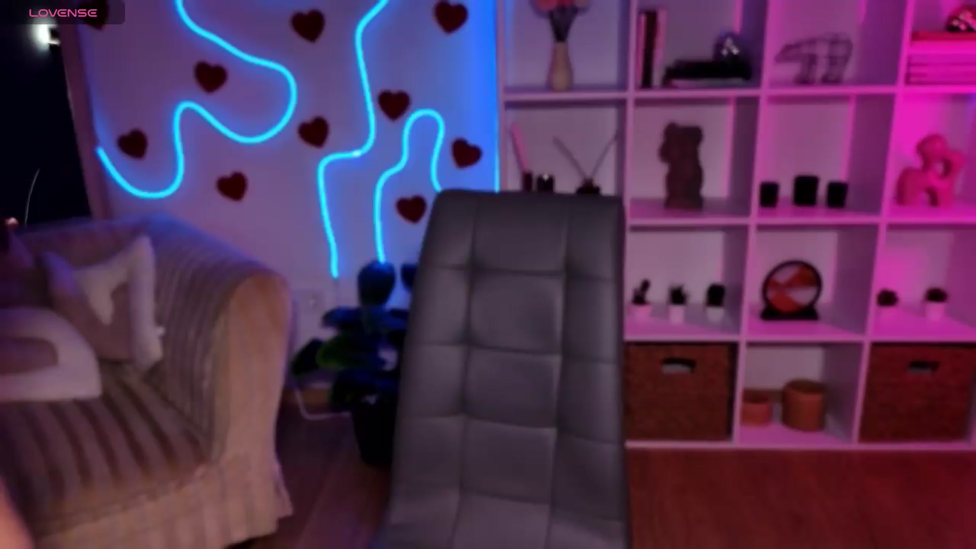 Gallery image thumbnail from Lady_Luck0's myfreecams stream on, 09/16/2026, 01:26 image 16 of 20
