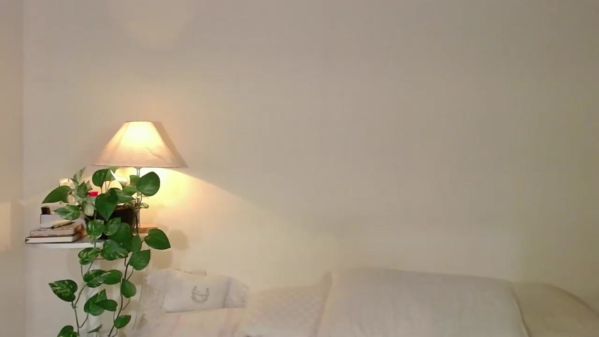 Gallery image thumbnail from Lady_M's myfreecams stream on, 09/15/2026, 21:49 image 18 of 20