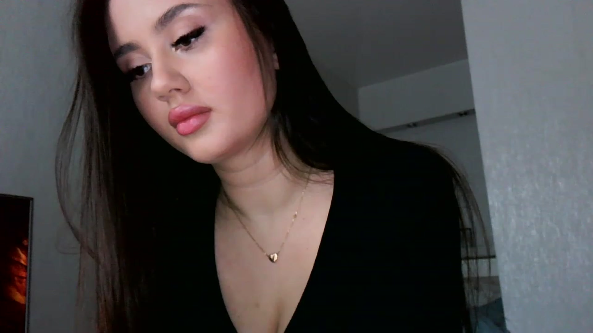 Gallery image thumbnail from Lady_Maddy's myfreecams stream on, 11/22/2022, 13:59 image 12 of 20