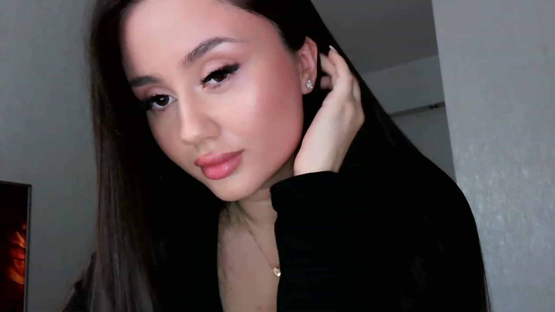 Gallery image thumbnail from Lady_Maddy's myfreecams stream on, 11/22/2022, 13:59 image 9 of 20