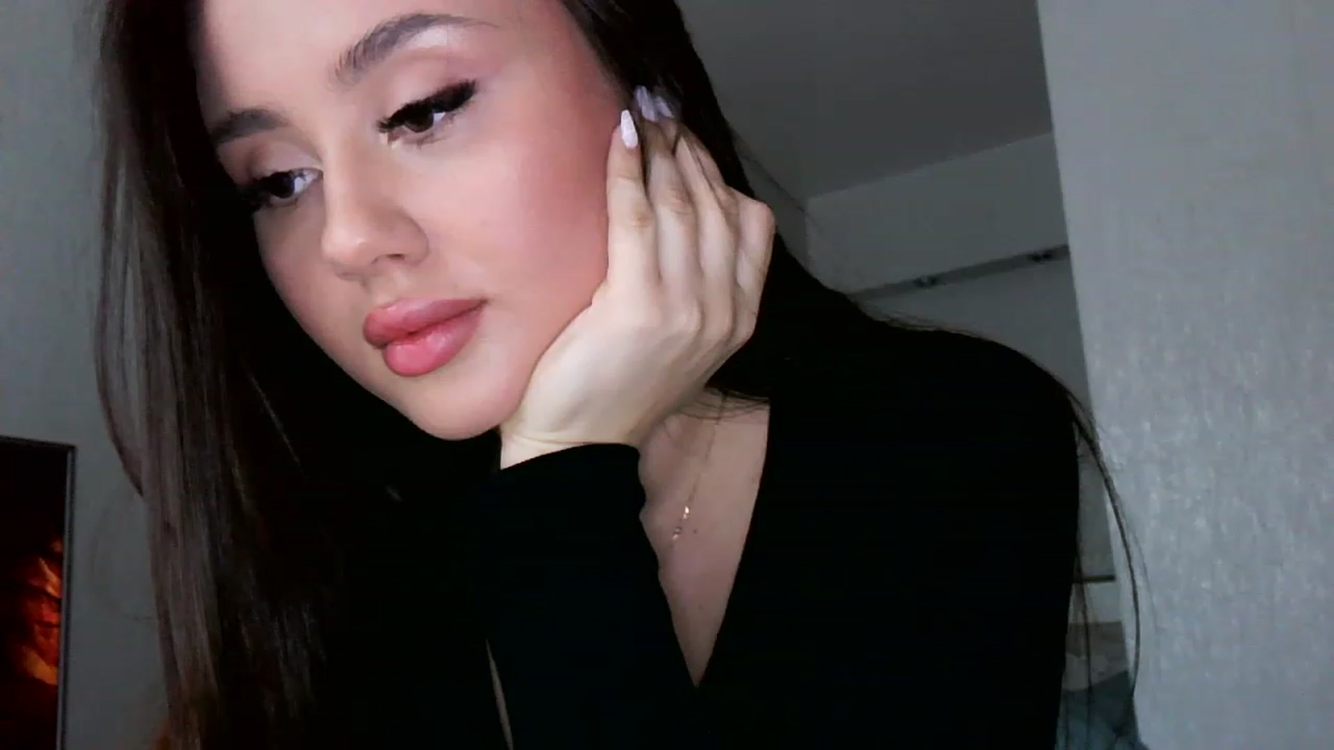 Gallery image thumbnail from Lady_Maddy's myfreecams stream on, 11/22/2022, 13:59 image 11 of 20