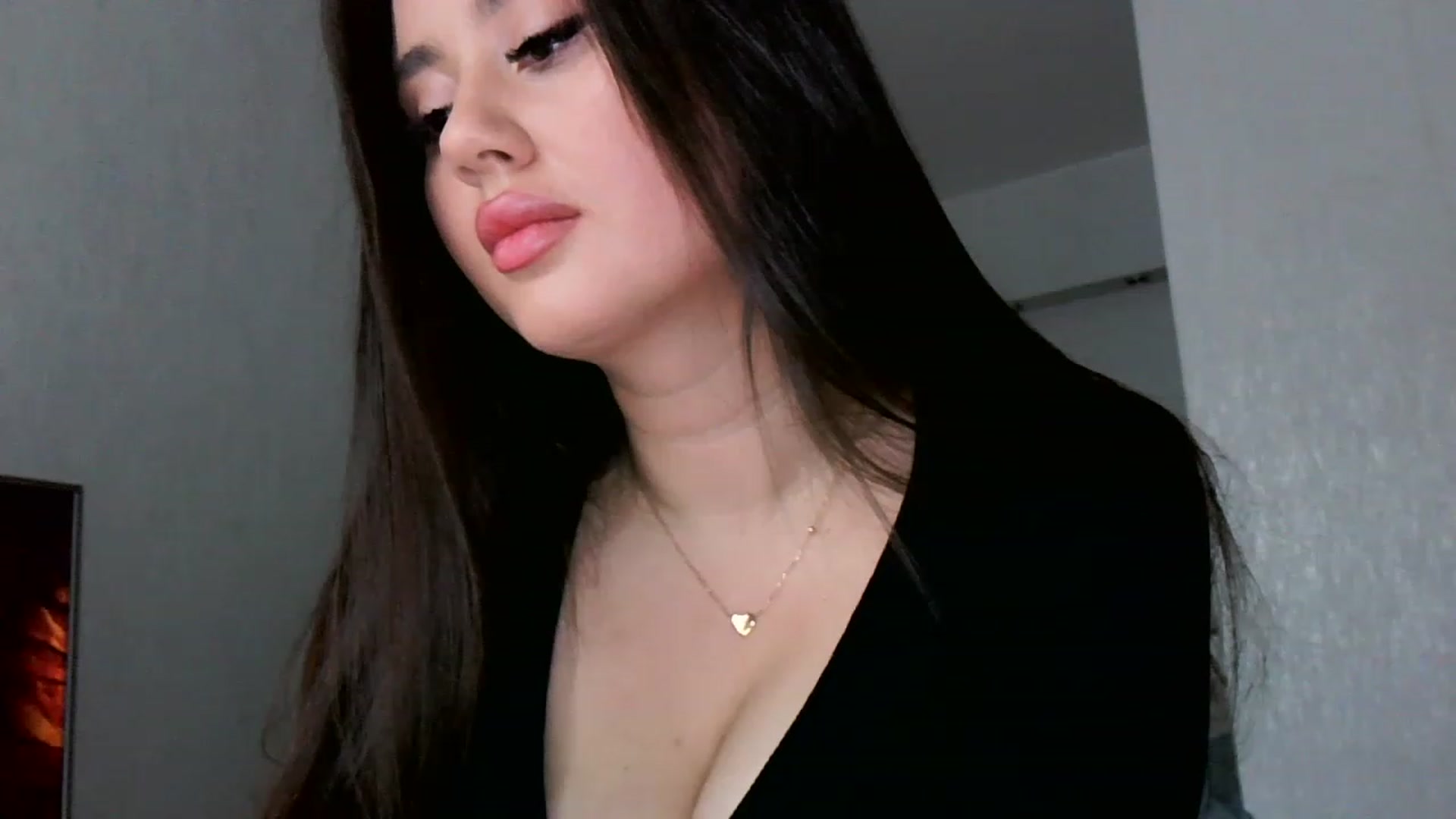 Gallery image thumbnail from Lady_Maddy's myfreecams stream on, 11/22/2022, 13:59 image 8 of 20