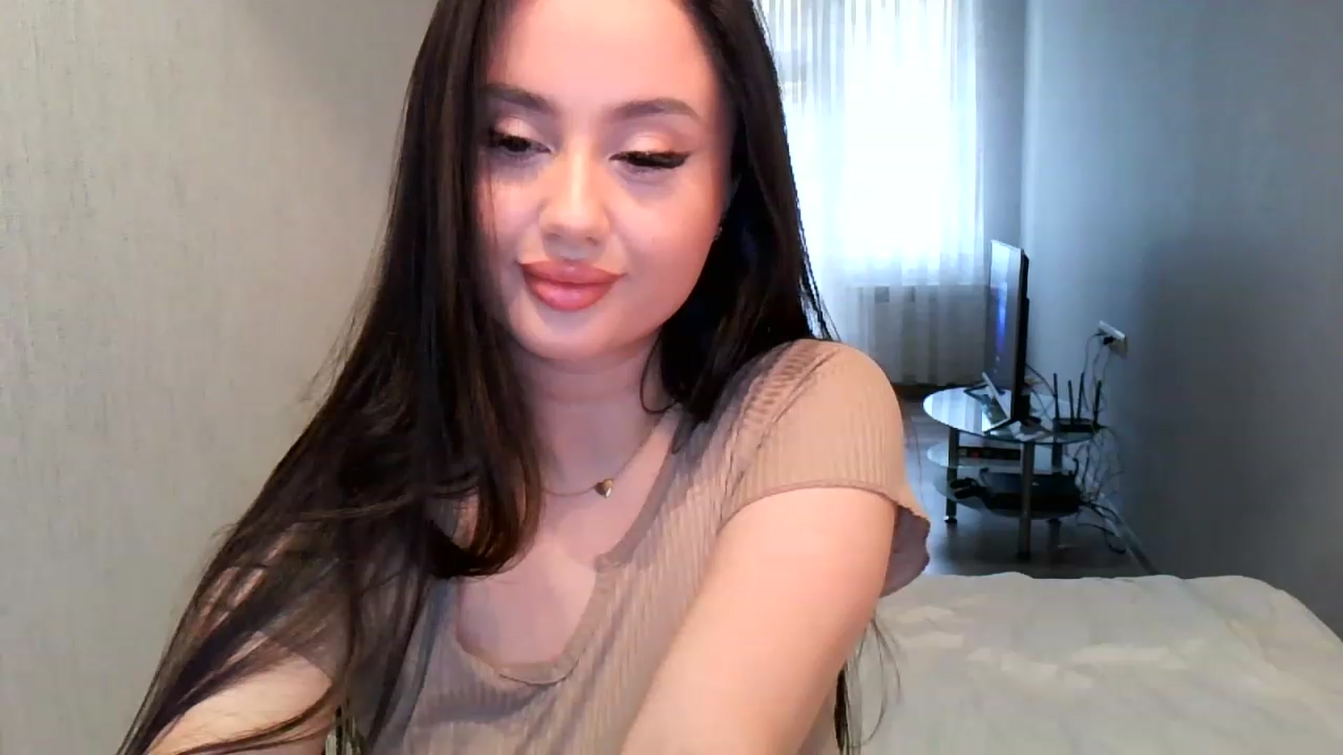 Gallery image thumbnail from Lady_Maddy's myfreecams stream on, 11/23/2022, 14:19 image 15 of 20