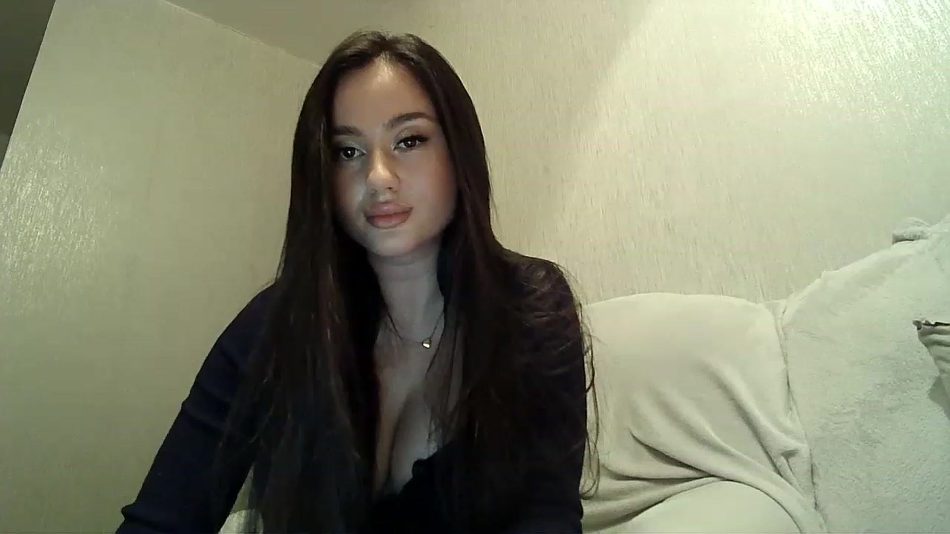 Gallery image thumbnail from Lady_Maddy's myfreecams stream on, 03/21/2023, 16:54 image 4 of 20
