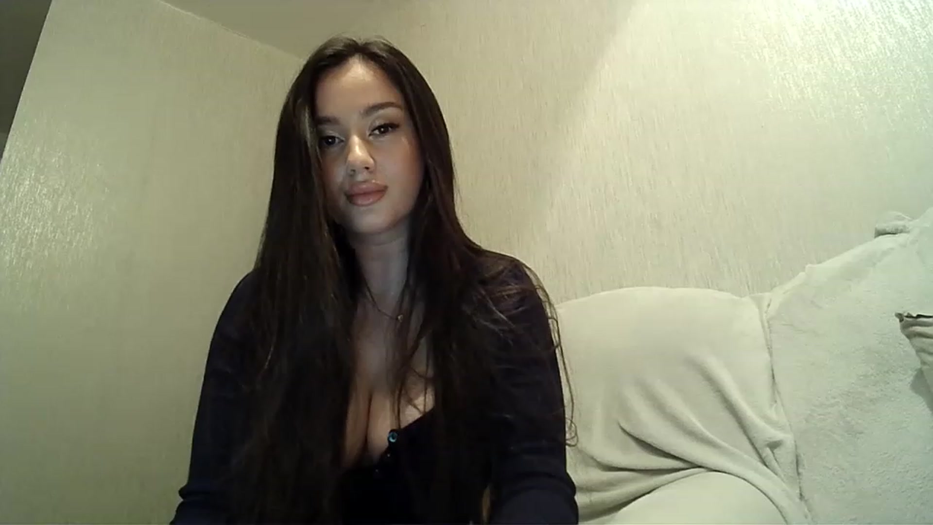 Gallery image thumbnail from Lady_Maddy's myfreecams stream on, 03/21/2023, 16:54 image 3 of 20