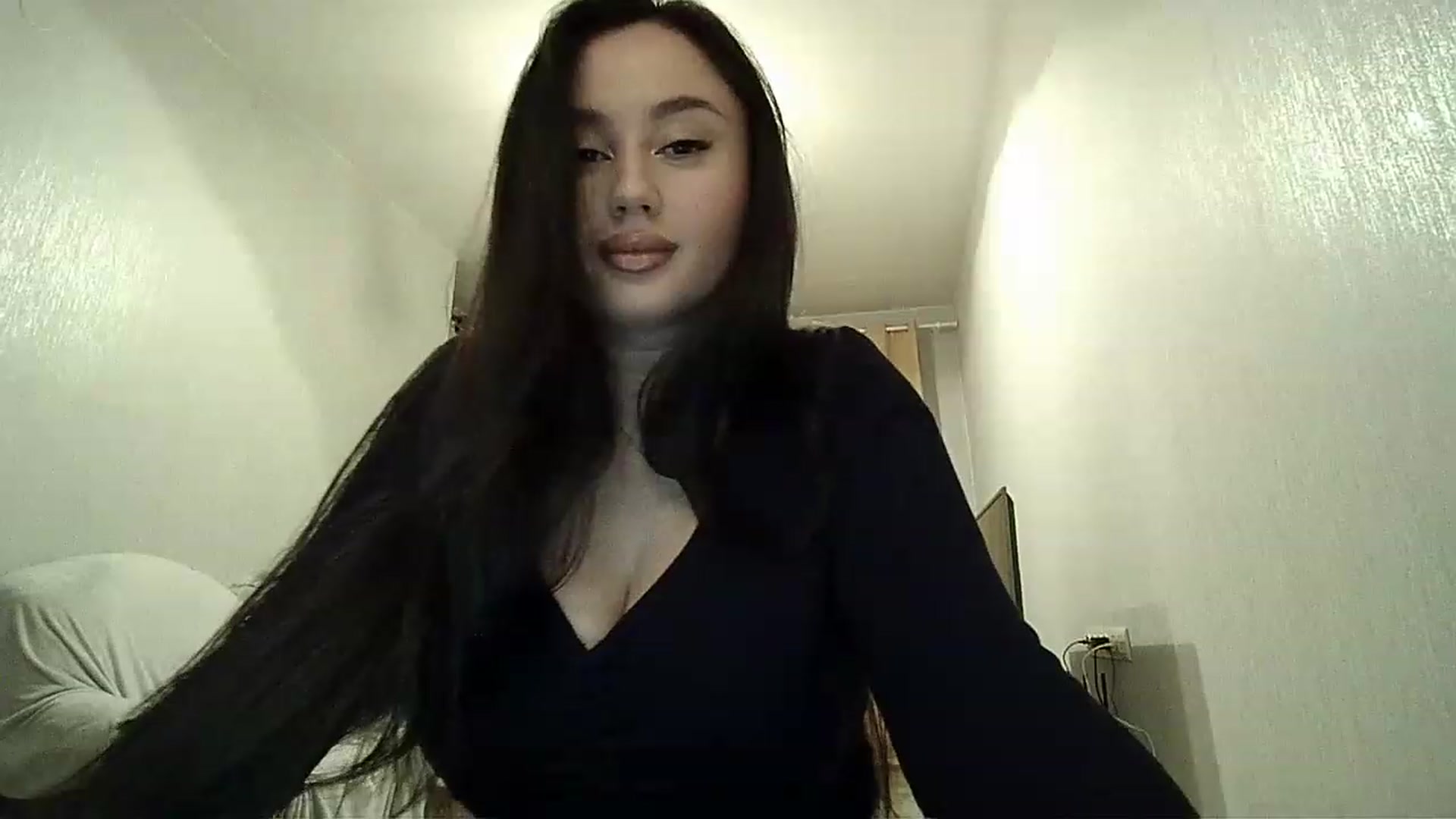 Gallery image thumbnail from Lady_Maddy's myfreecams stream on, 03/25/2023, 18:36 image 3 of 20