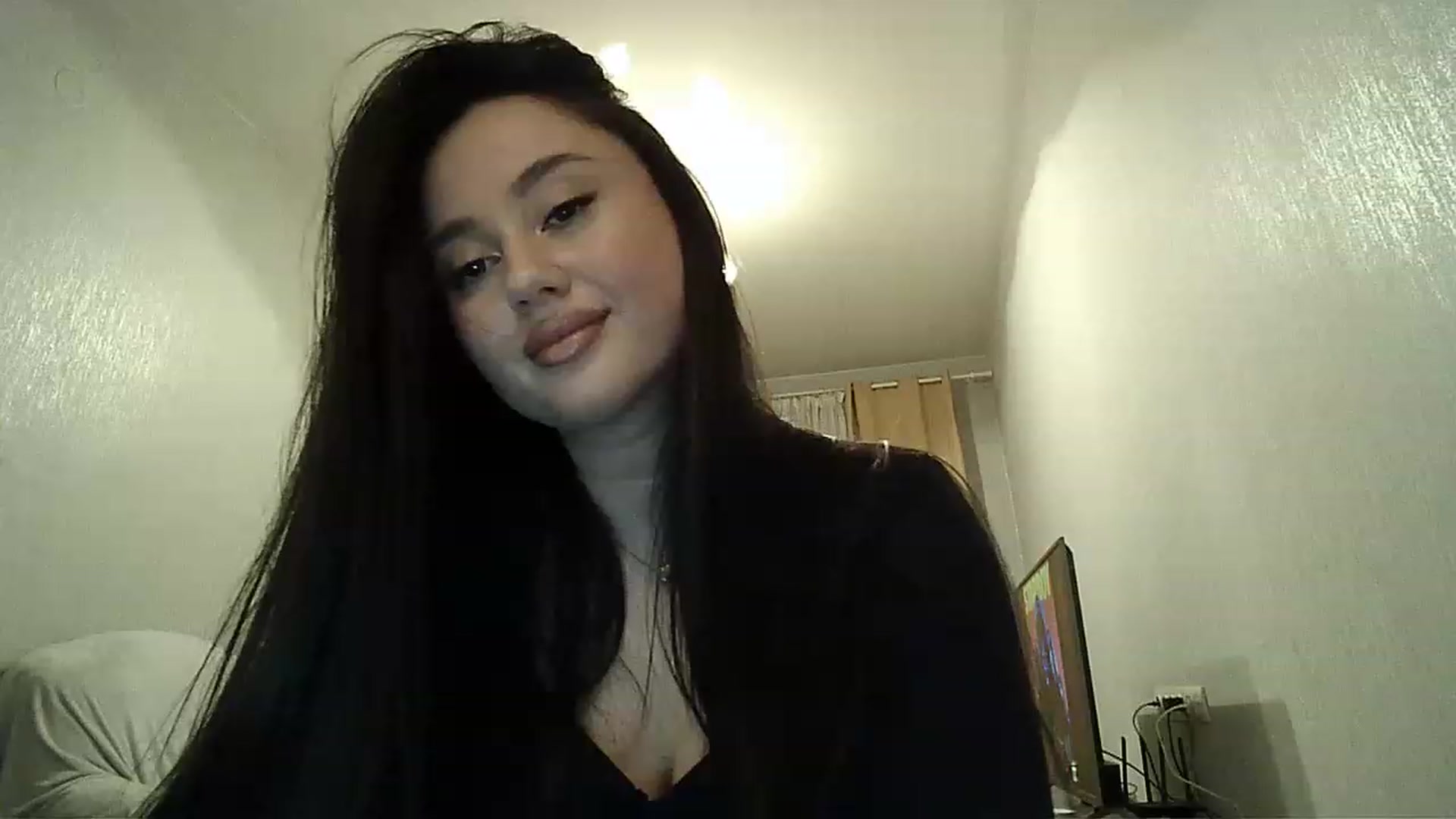 Gallery image thumbnail from Lady_Maddy's myfreecams stream on, 03/25/2023, 18:36 image 14 of 20