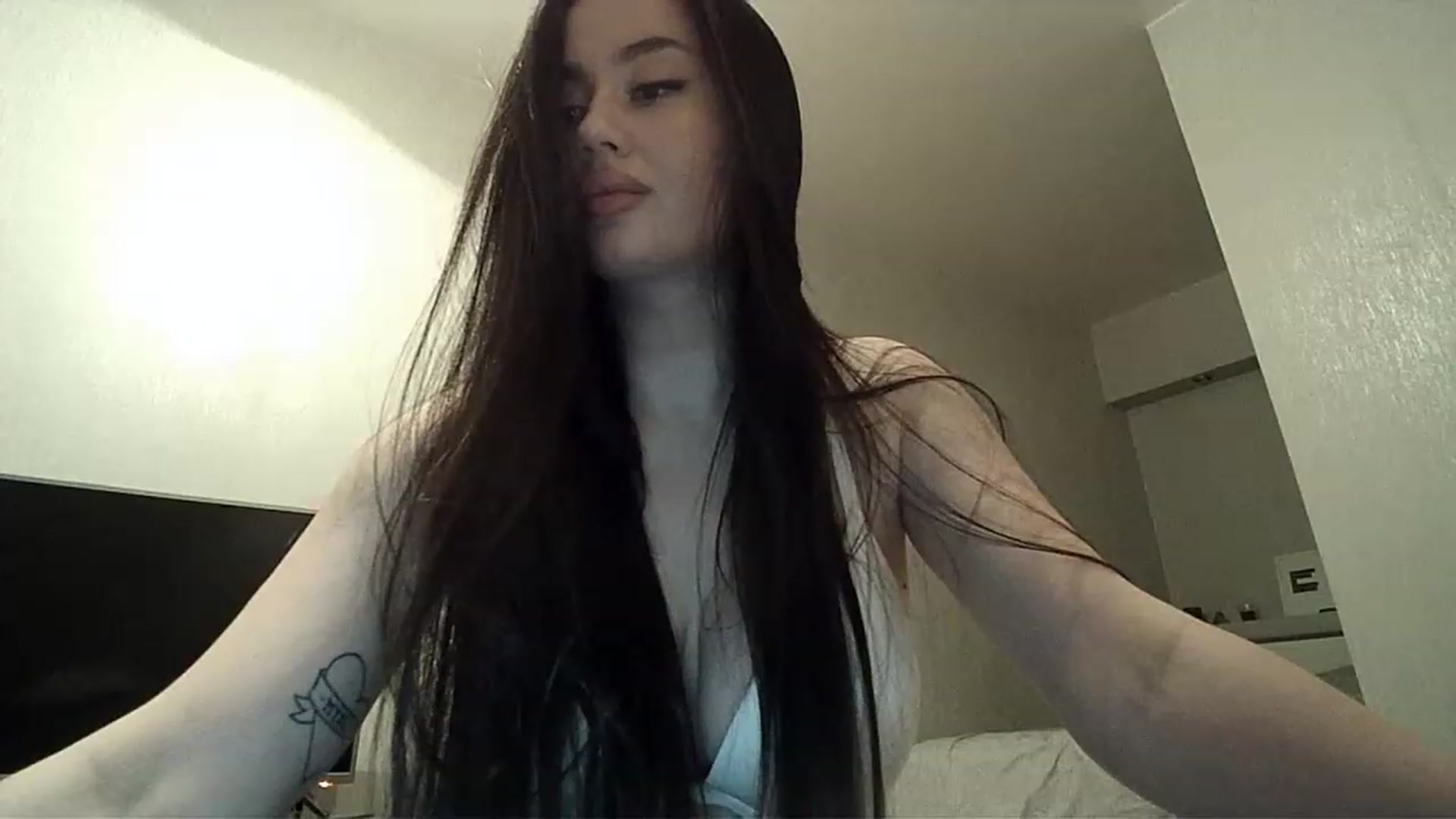 Gallery image thumbnail from Lady_Maddy's myfreecams stream on, 05/15/2023, 22:10 image 9 of 20
