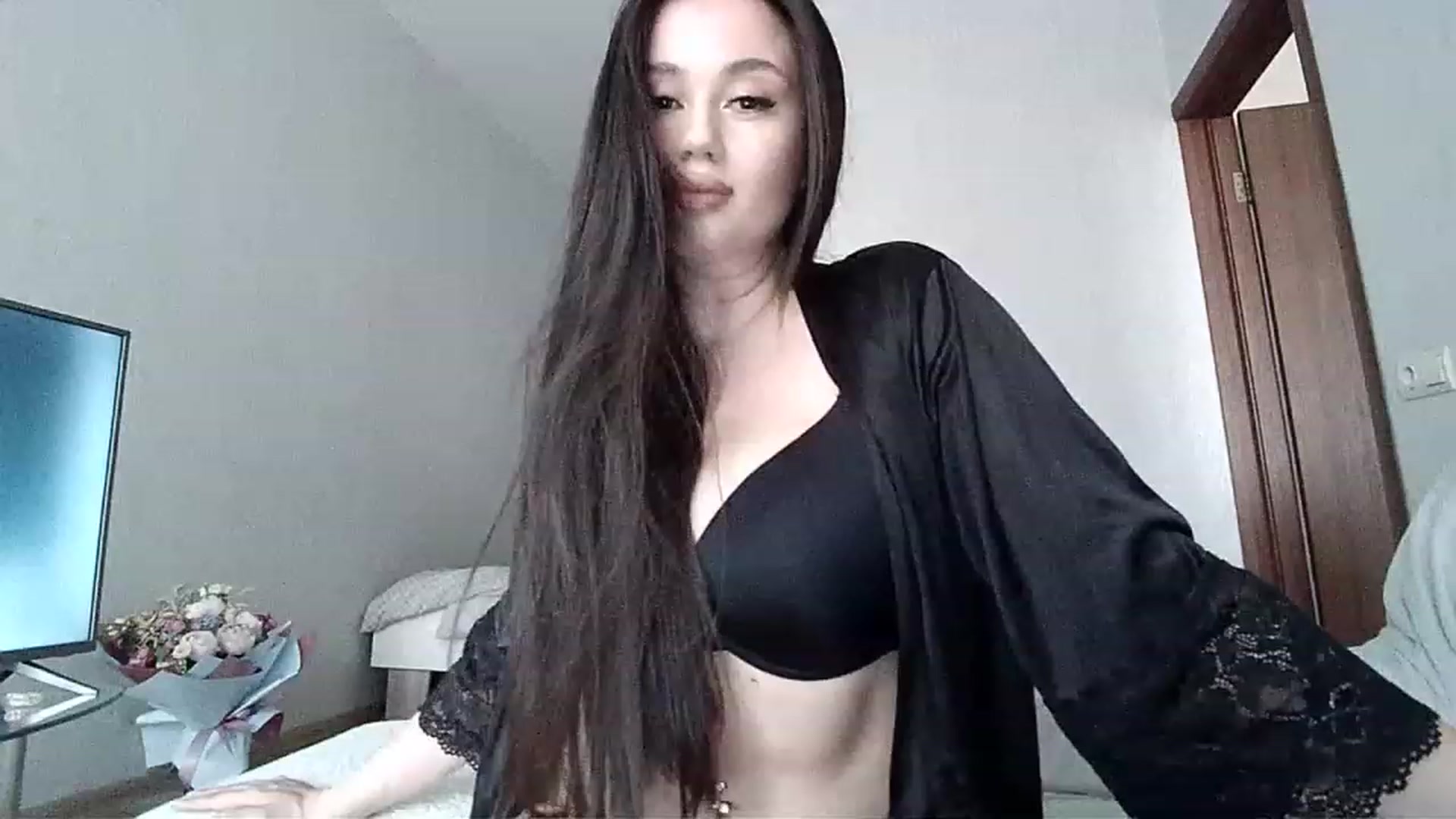 Gallery image thumbnail from Lady_Maddy's myfreecams stream on, 06/06/2023, 16:35 image 11 of 20