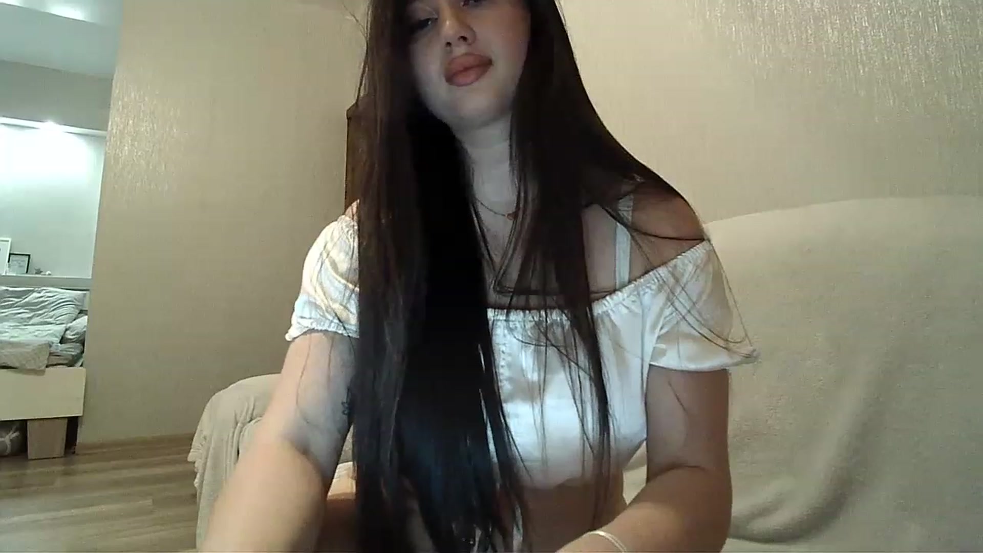 Gallery image thumbnail from Lady_Maddy's myfreecams stream on, 06/13/2023, 19:11 image 6 of 20