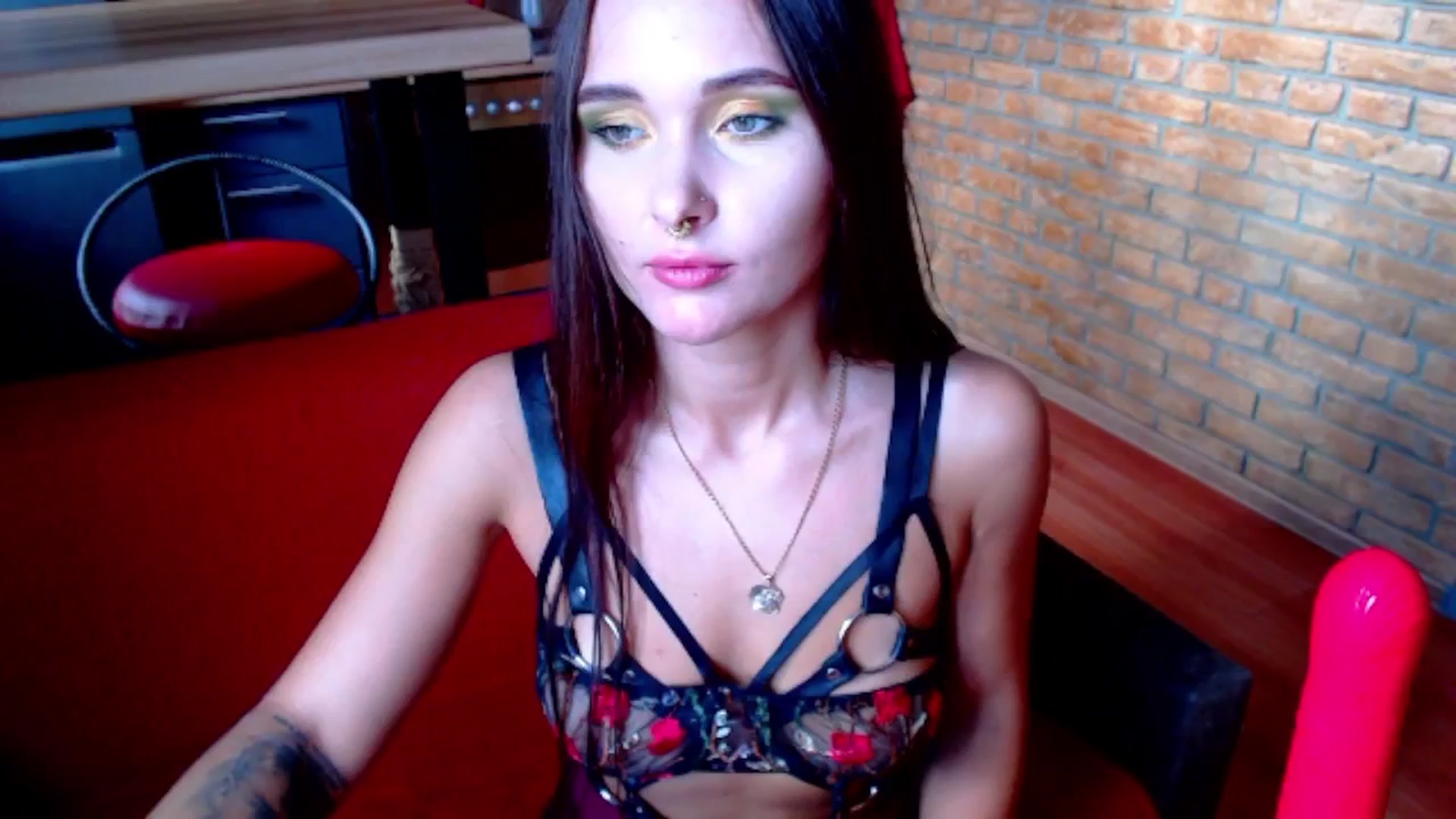 Gallery image thumbnail from Lady_Naughty's myfreecams stream on, 10/19/2025, 09:10 image 19 of 20