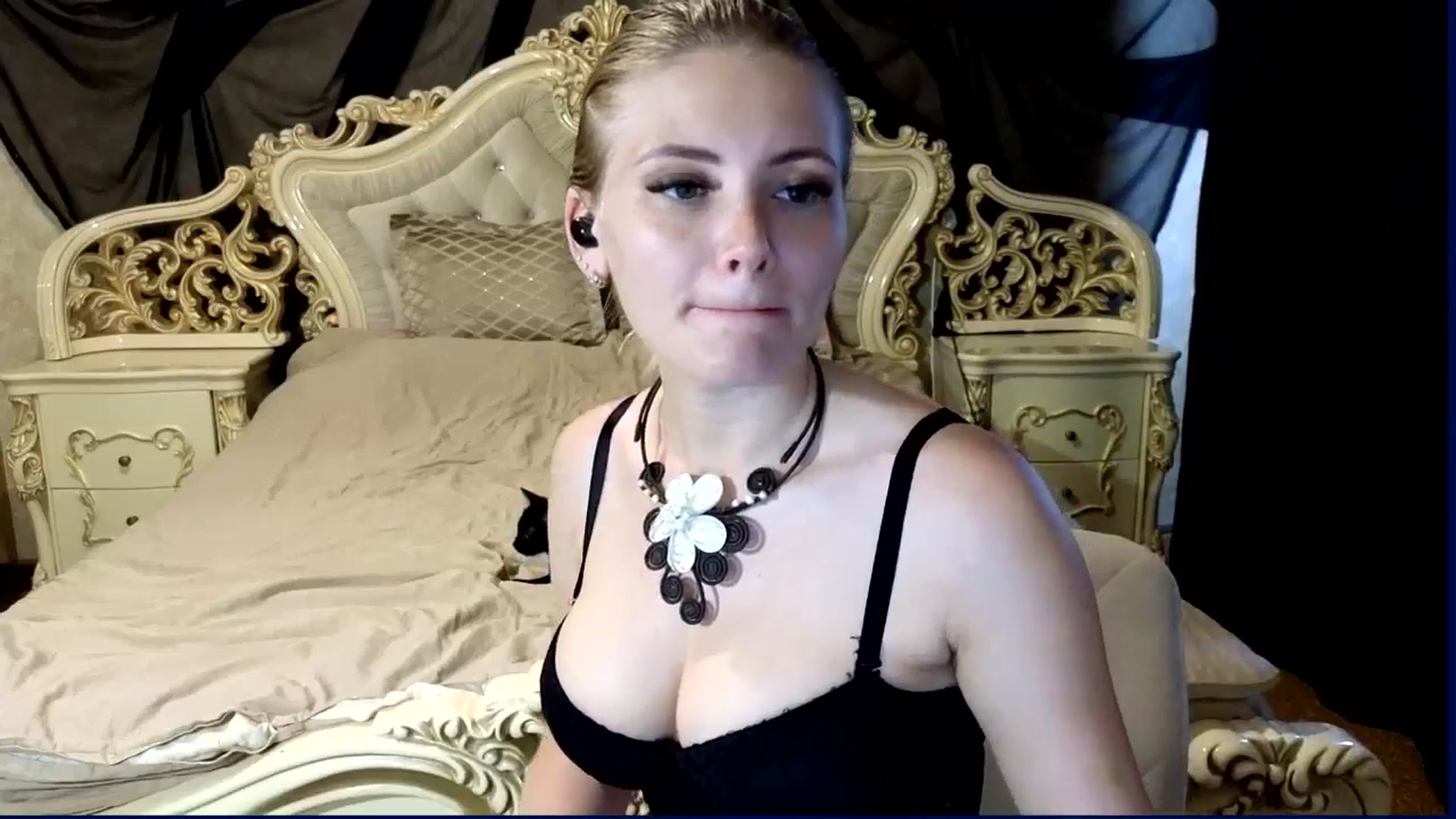 Gallery image thumbnail from Lady_OLYMPIA's myfreecams stream on, 07/08/2024, 10:35 image 17 of 20