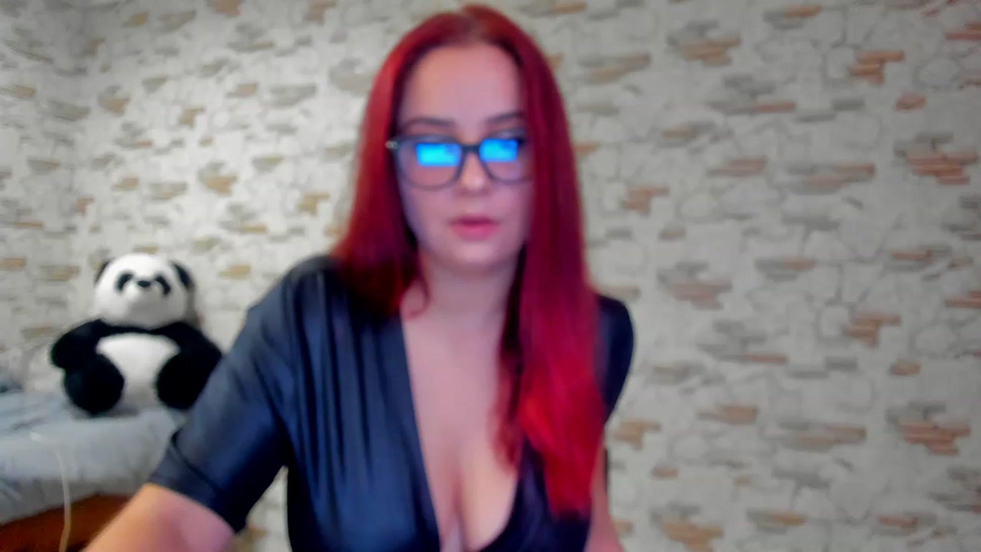 Gallery image thumbnail from Lady_Shy_'s myfreecams stream on, 12/10/2022, 17:15 image 9 of 20