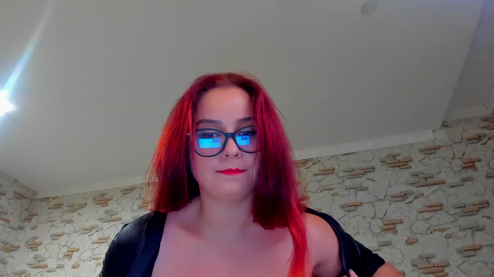 Gallery image thumbnail from Lady_Shy_'s myfreecams stream on, 12/10/2022, 19:37 image 4 of 20