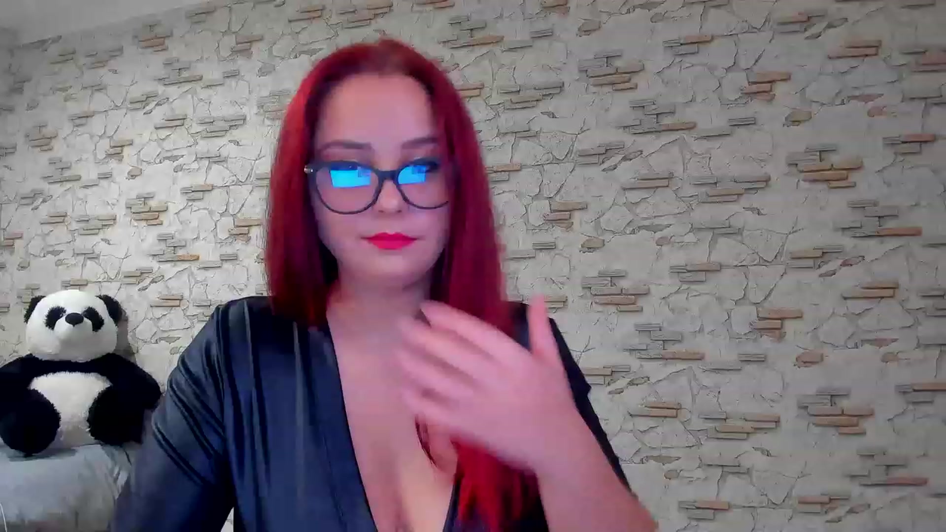 Gallery image thumbnail from Lady_Shy_'s myfreecams stream on, 12/10/2022, 19:37 image 18 of 20