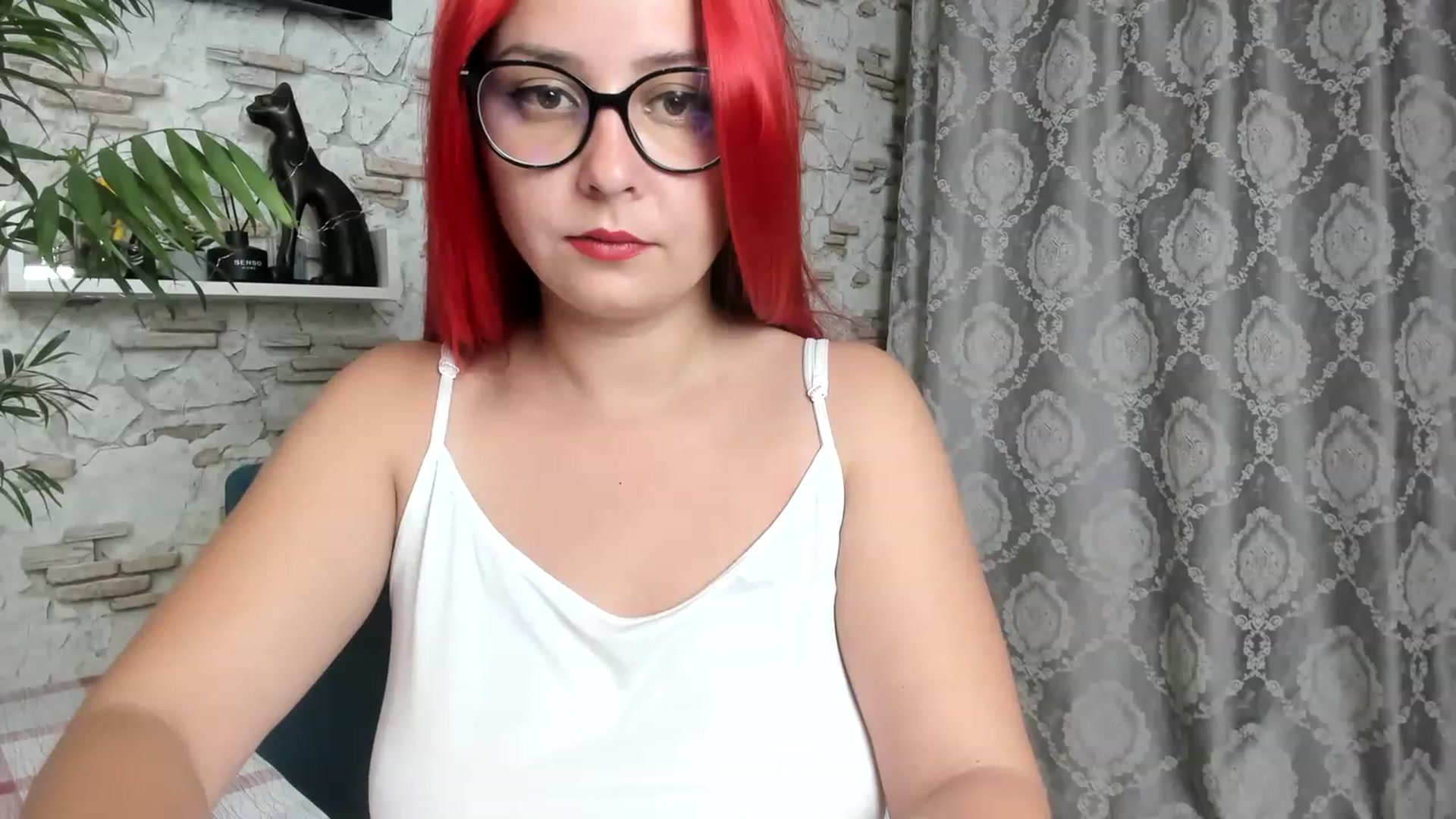 Gallery image thumbnail from Lady_Shy_'s myfreecams stream on, 05/19/2023, 18:26 image 16 of 20