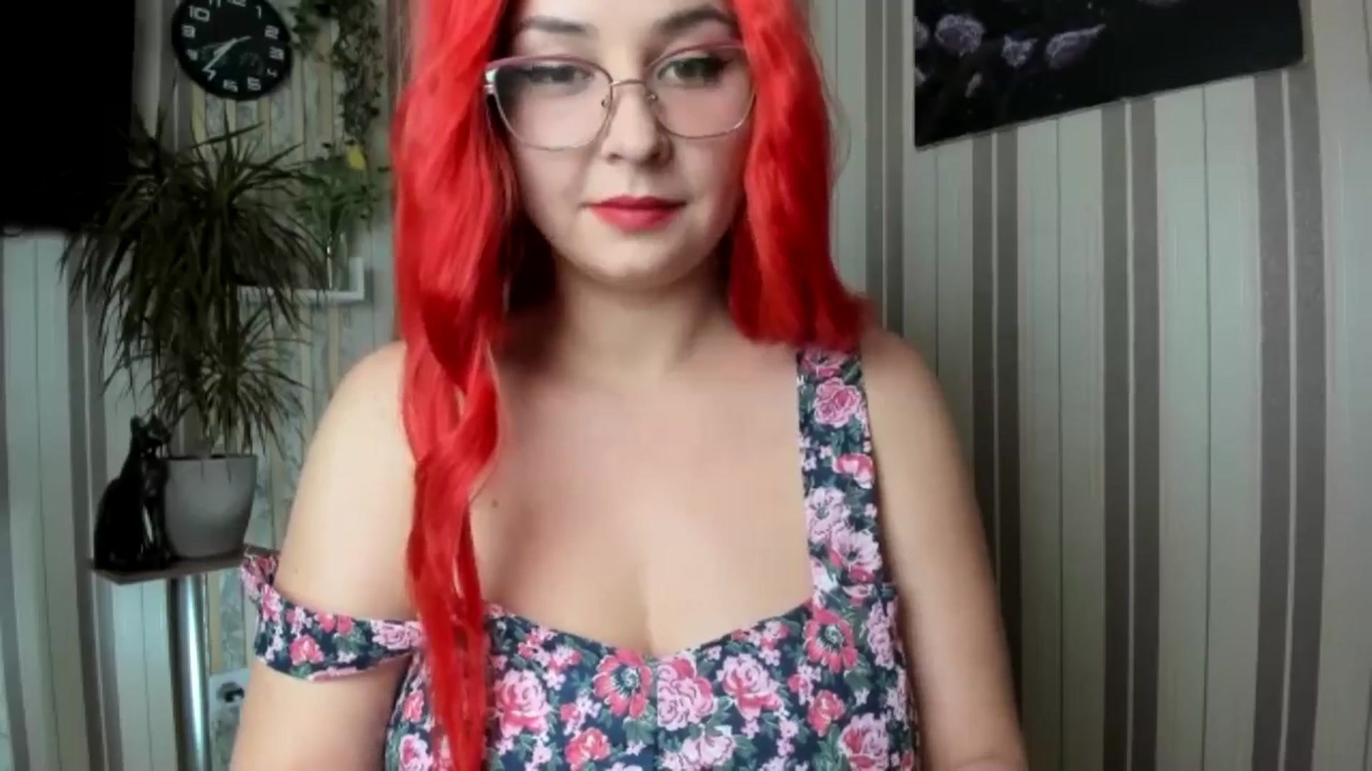 Gallery image thumbnail from Lady_Shy_'s myfreecams stream on, 04/19/2024, 19:00 image 12 of 20