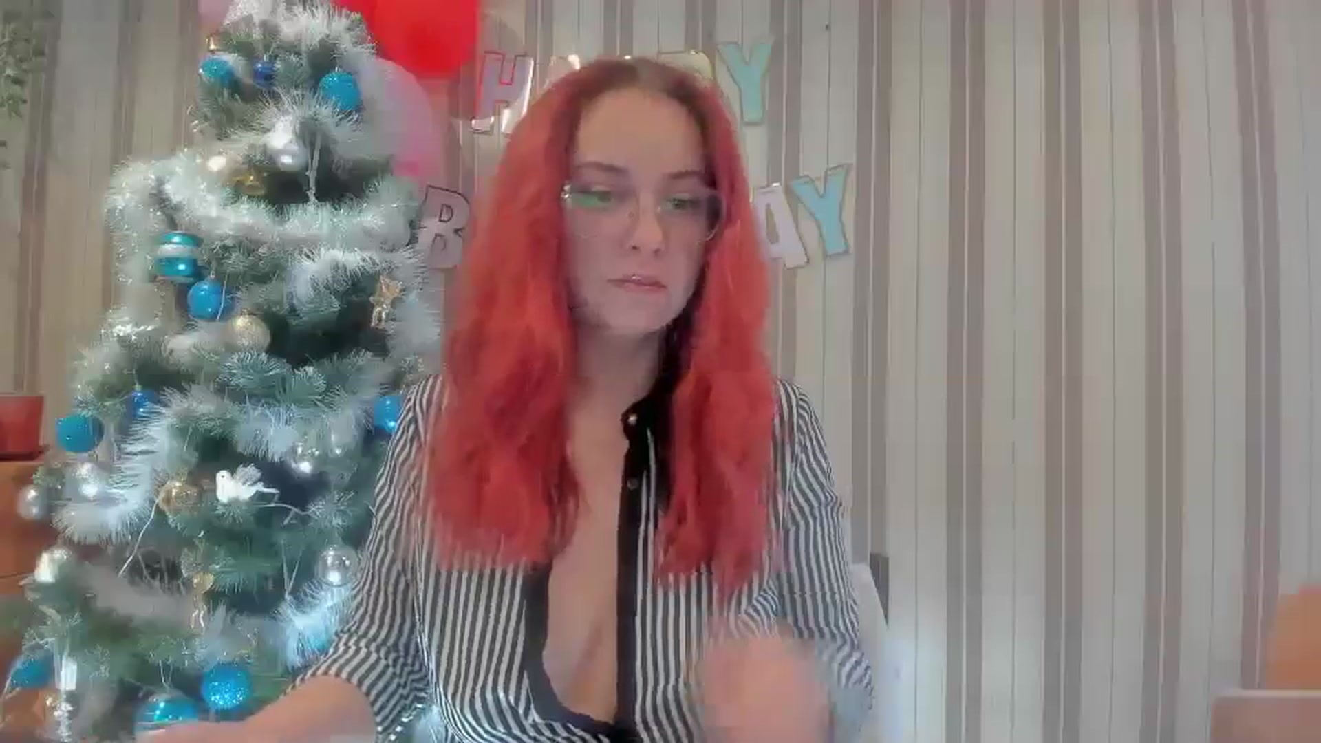 Gallery image thumbnail from Lady_Shy_'s myfreecams stream on, 02/03/2025, 14:42 image 5 of 20