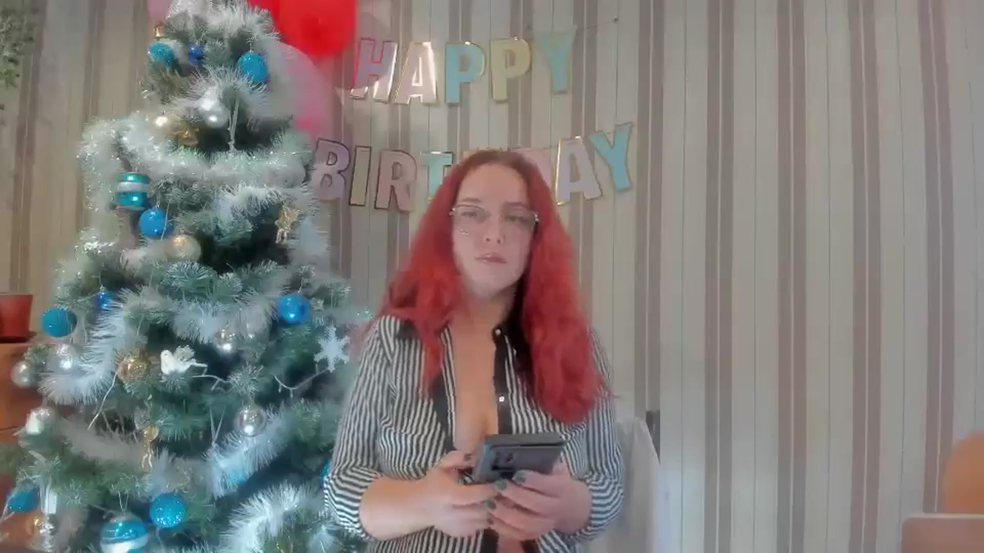 Gallery image thumbnail from Lady_Shy_'s myfreecams stream on, 02/03/2025, 14:42 image 4 of 20