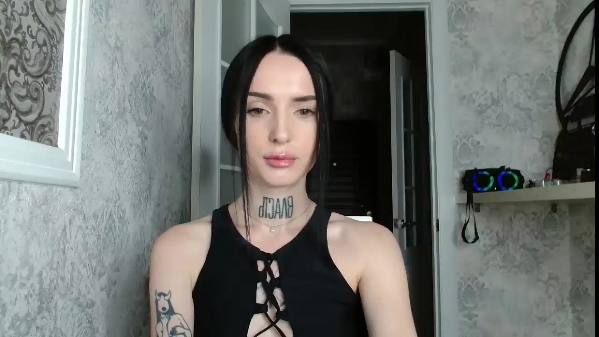 Gallery image thumbnail from Lady__tattoo's myfreecams stream on, 04/26/2025, 18:05 image 9 of 20