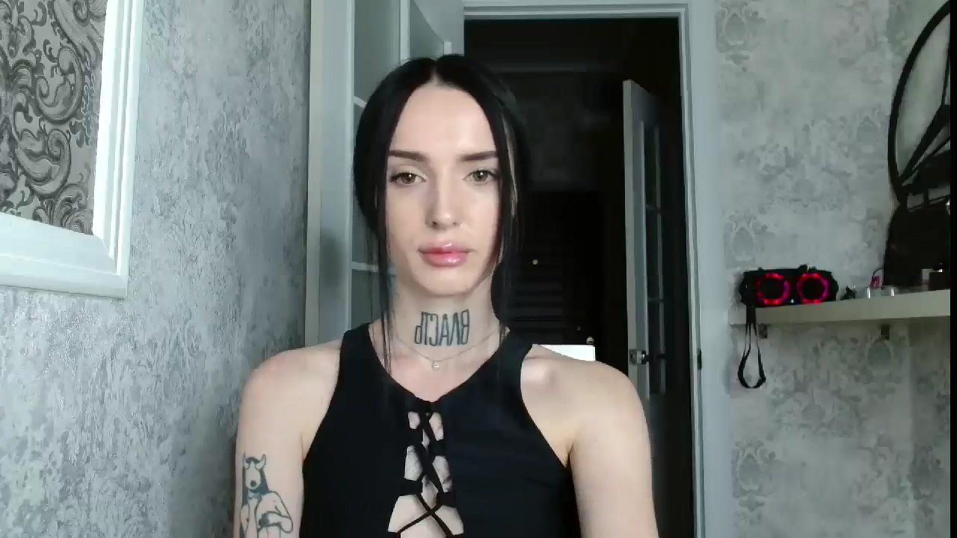 Gallery image thumbnail from Lady__tattoo's myfreecams stream on, 04/26/2025, 18:05 image 5 of 20
