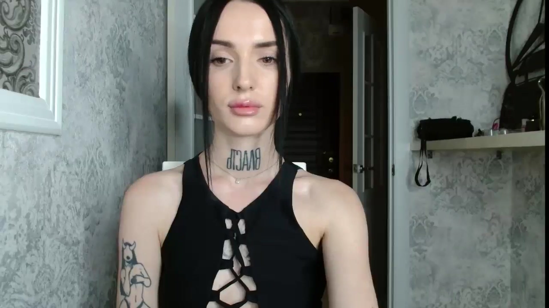 Gallery image thumbnail from Lady__tattoo's myfreecams stream on, 04/26/2025, 19:03 image 4 of 20