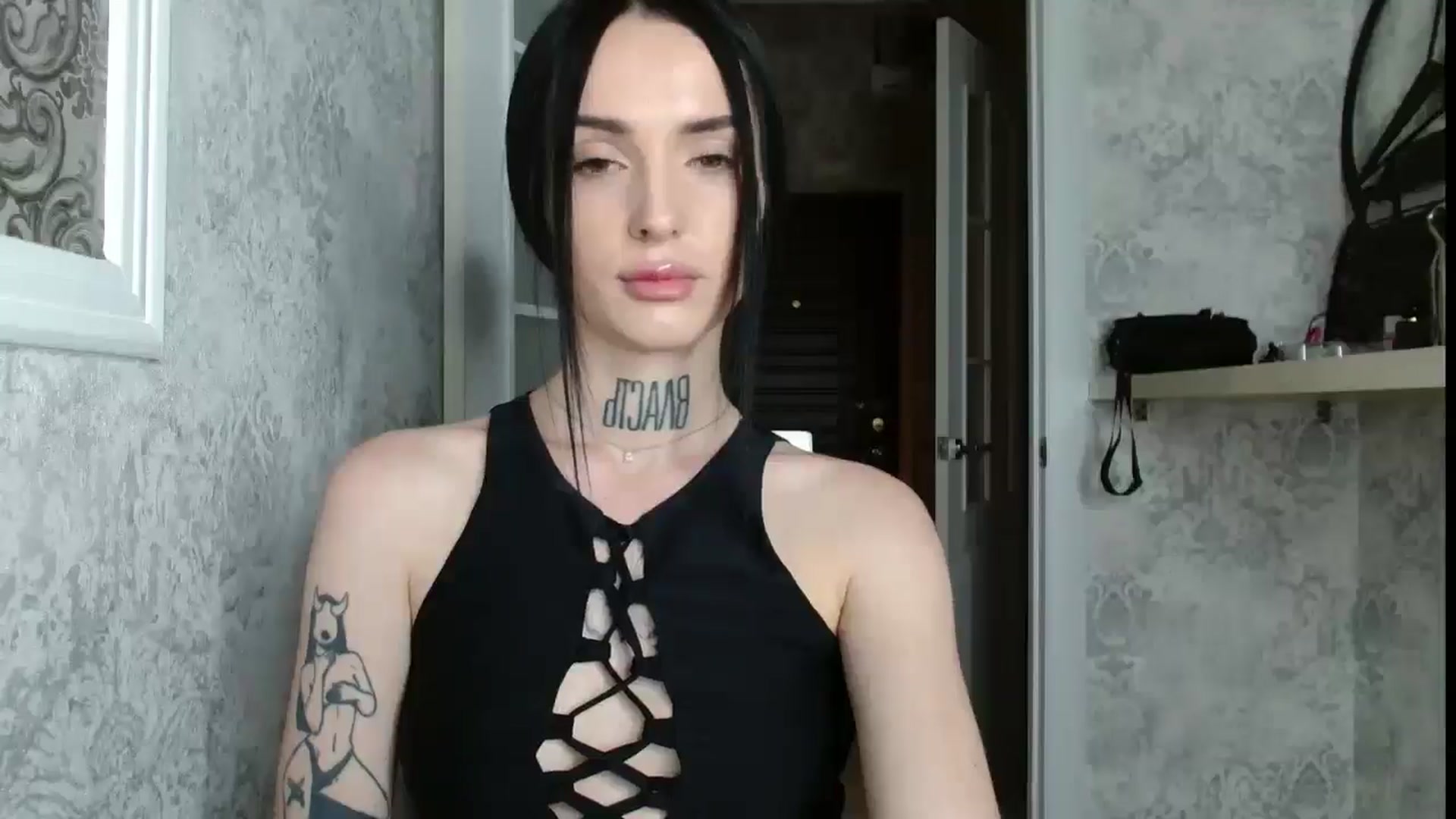 Gallery image thumbnail from Lady__tattoo's myfreecams stream on, 04/26/2025, 19:03 image 11 of 20