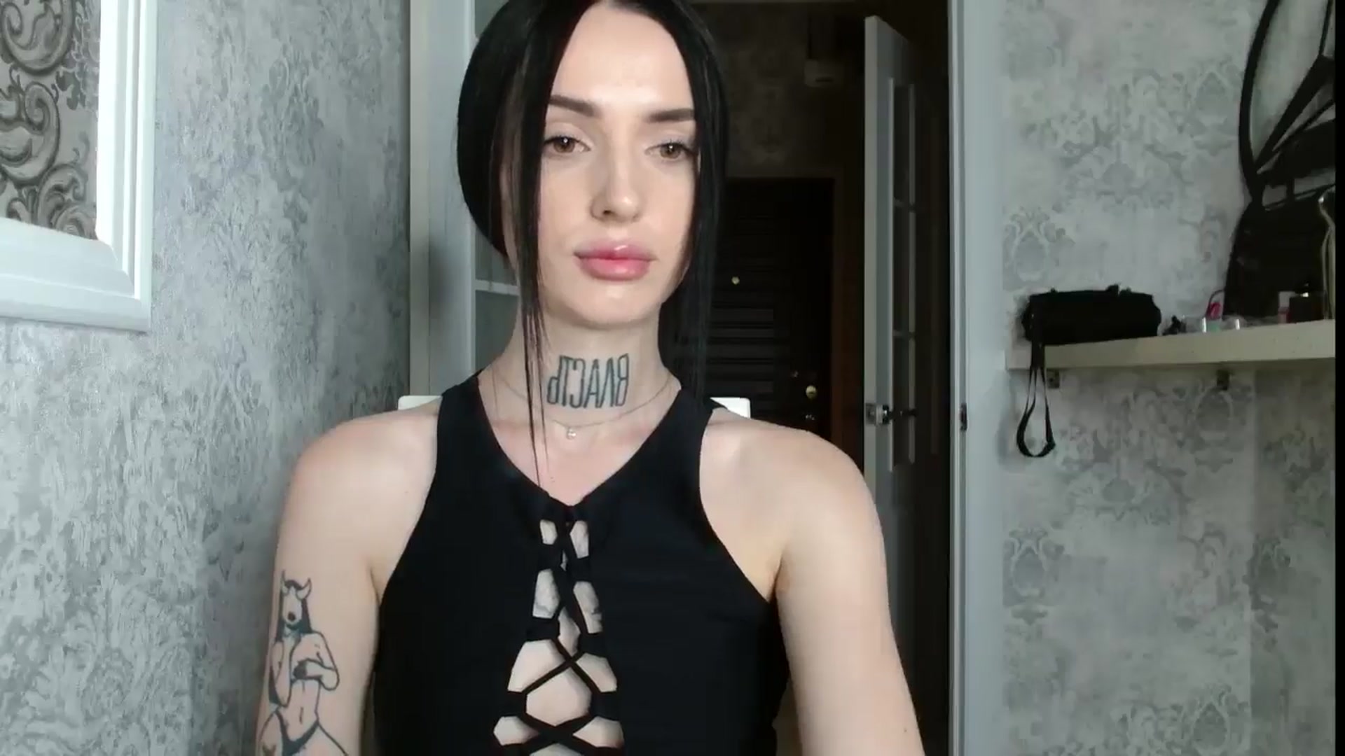 Gallery image thumbnail from Lady__tattoo's myfreecams stream on, 04/26/2025, 19:03 image 8 of 20