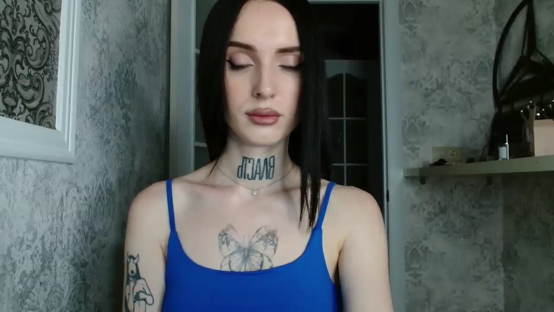 Gallery image thumbnail from Lady__tattoo's myfreecams stream on, 04/28/2025, 18:01 image 9 of 20