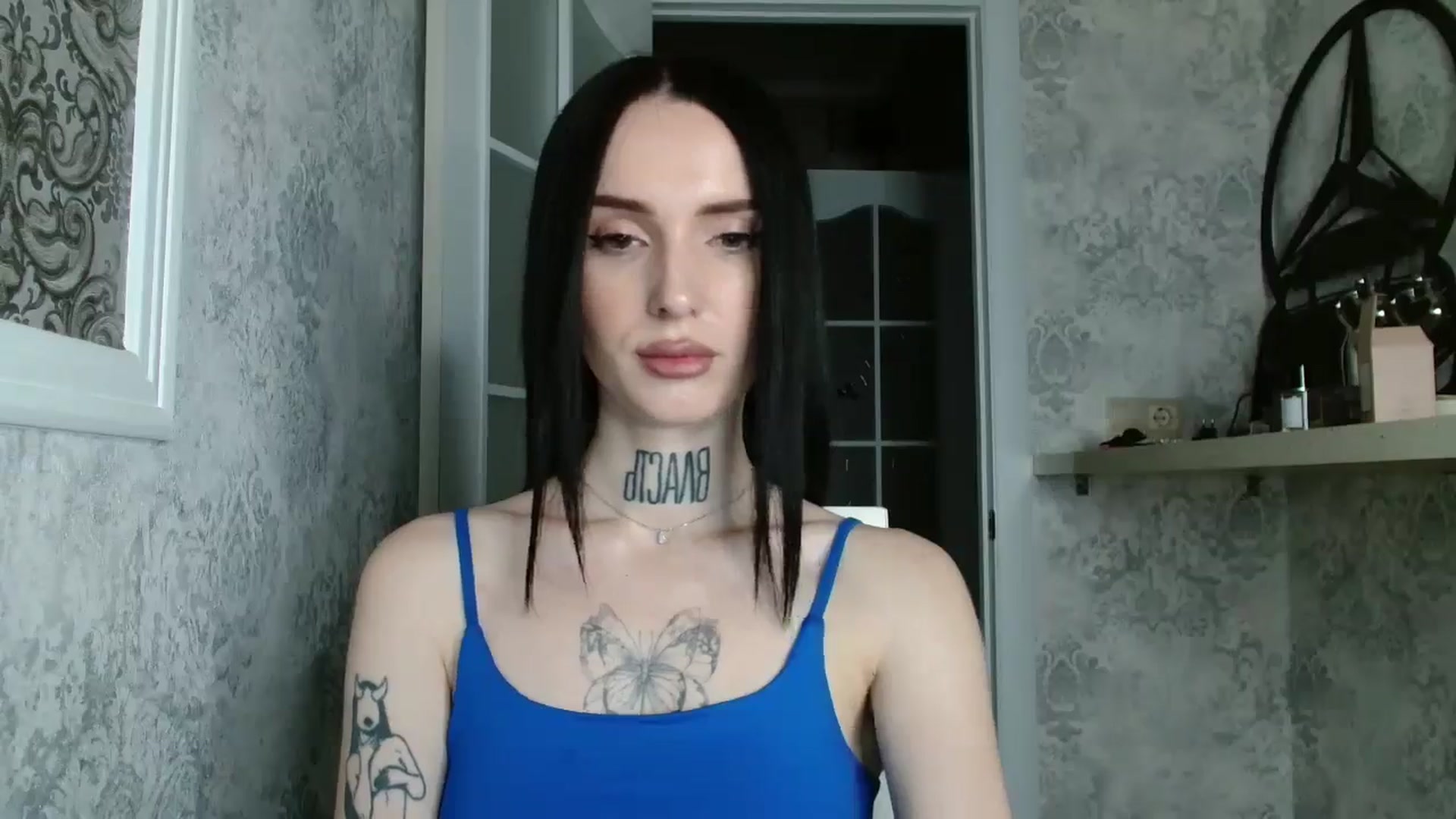 Gallery image thumbnail from Lady__tattoo's myfreecams stream on, 04/28/2025, 18:01 image 14 of 20