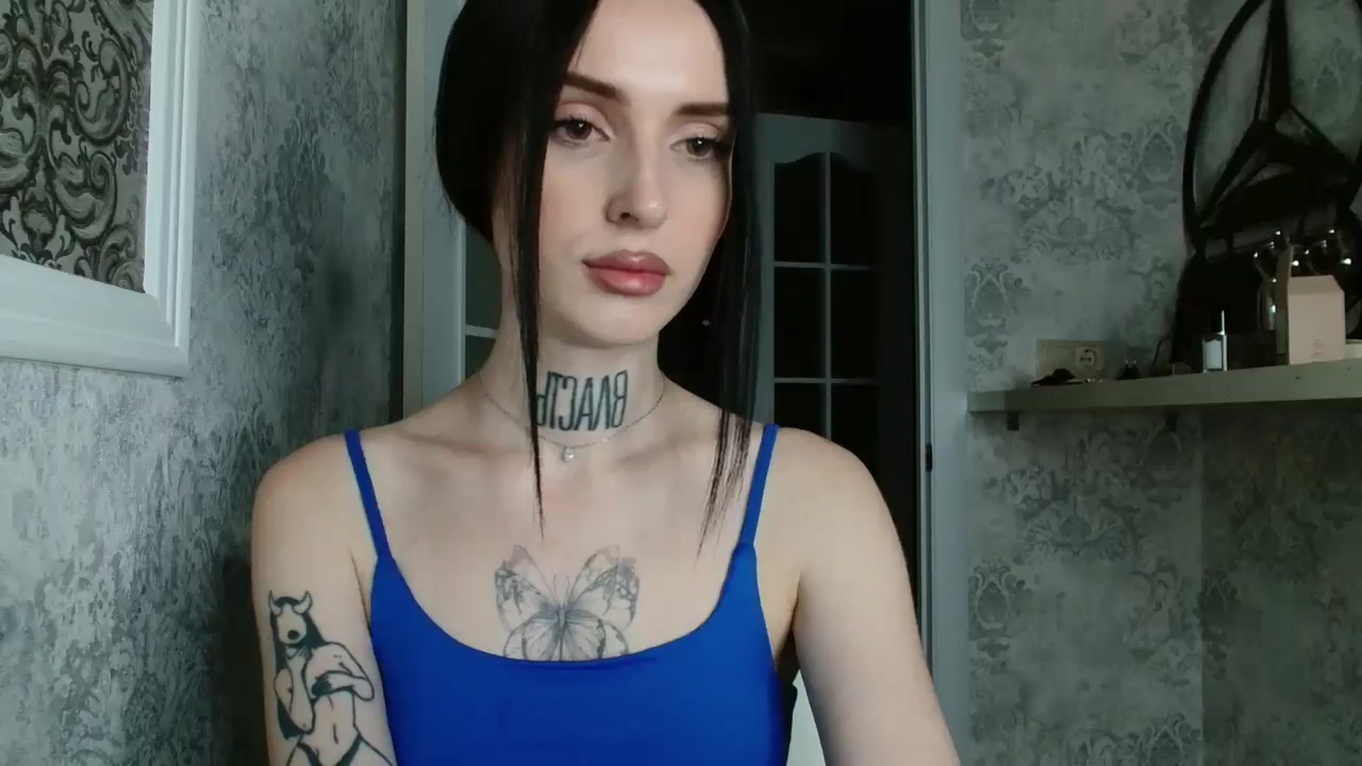 Gallery image thumbnail from Lady__tattoo's myfreecams stream on, 04/28/2025, 19:30 image 5 of 20