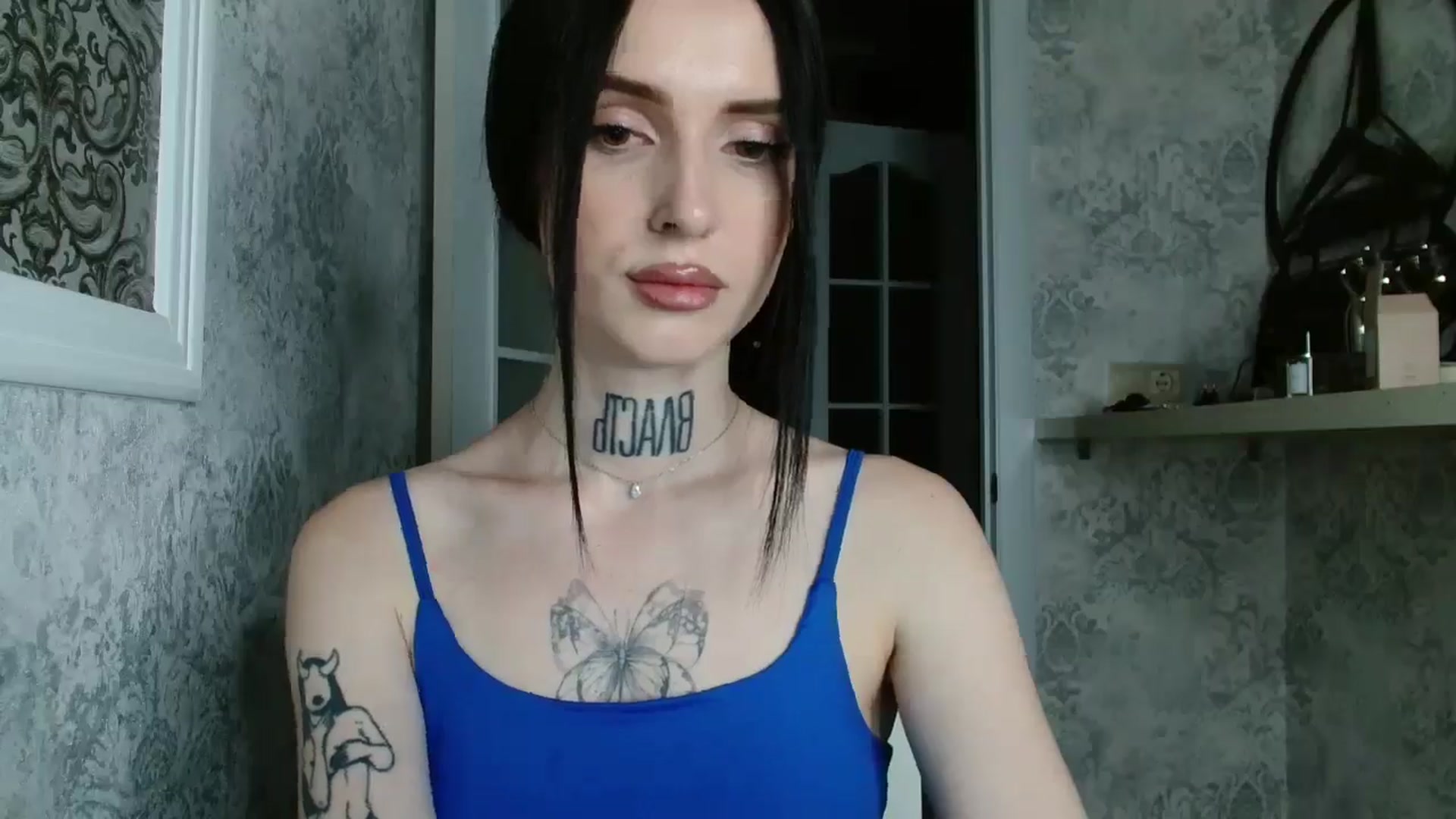 Gallery image thumbnail from Lady__tattoo's myfreecams stream on, 04/28/2025, 19:30 image 13 of 20