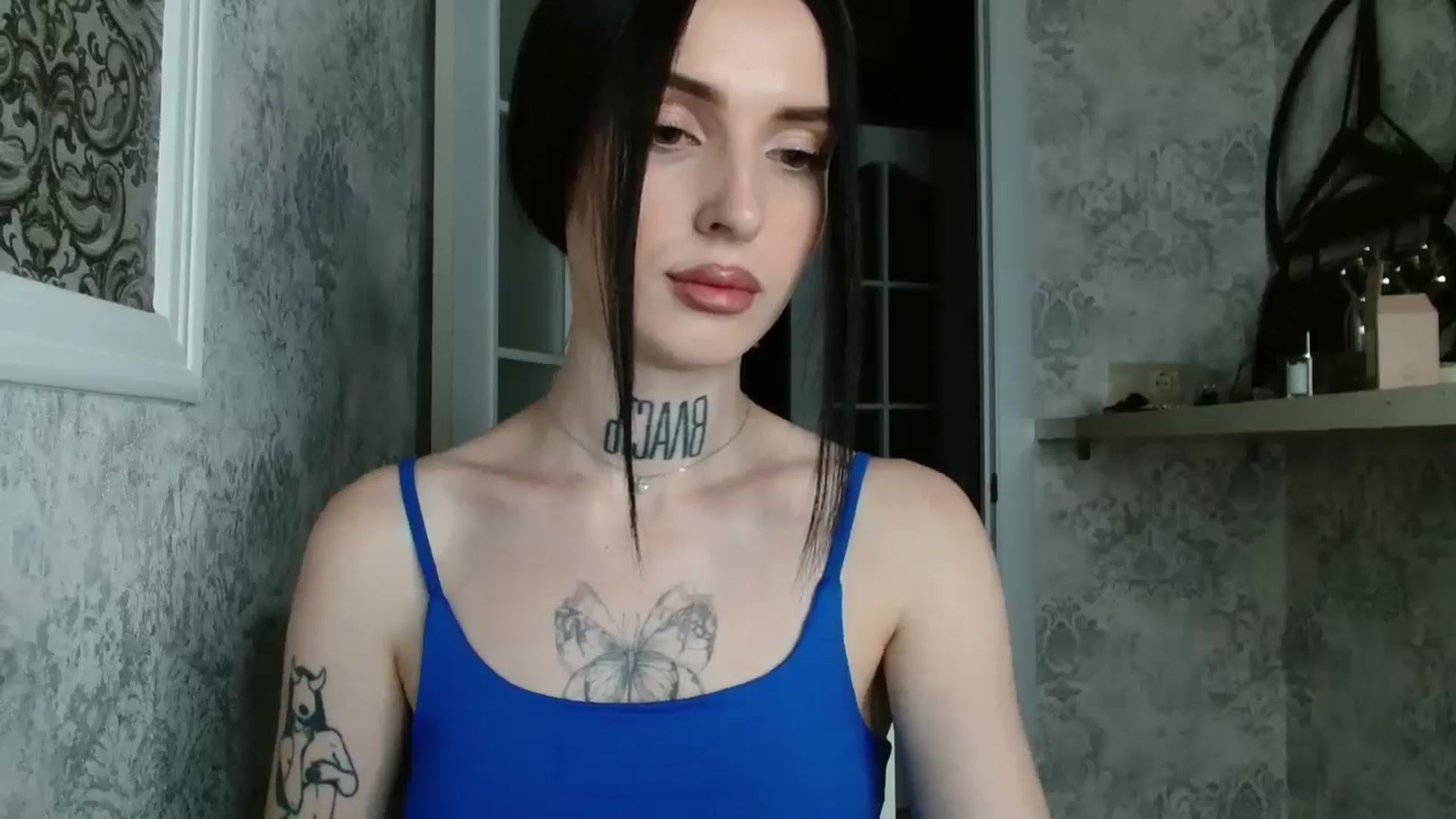 Gallery image thumbnail from Lady__tattoo's myfreecams stream on, 04/28/2025, 19:30 image 7 of 20