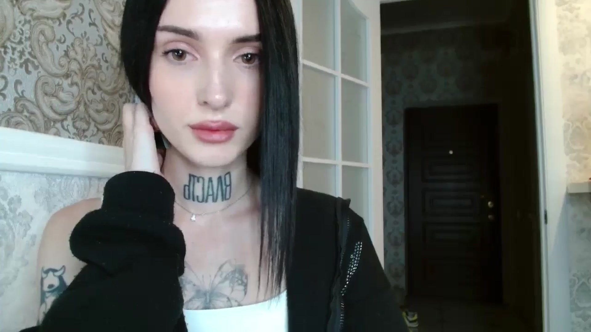 Gallery image thumbnail from Lady__tattoo's myfreecams stream on, 04/30/2025, 18:28 image 14 of 20