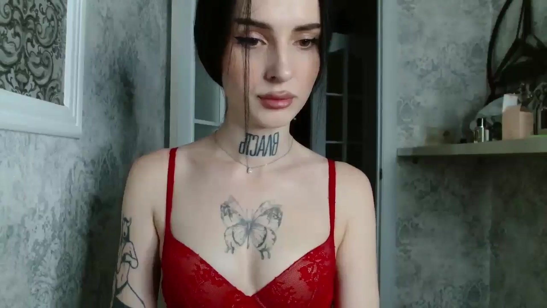 Gallery image thumbnail from Lady__tattoo's myfreecams stream on, 05/01/2025, 11:47 image 19 of 20