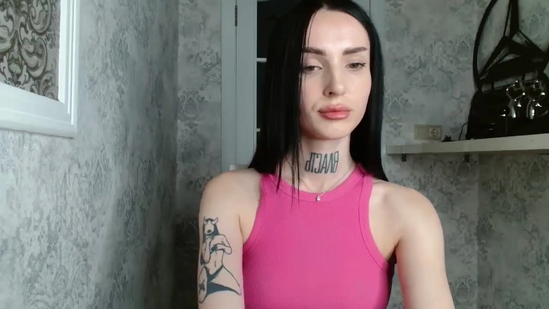 Gallery image thumbnail from Lady__tattoo's myfreecams stream on, 05/04/2025, 19:25 image 20 of 20