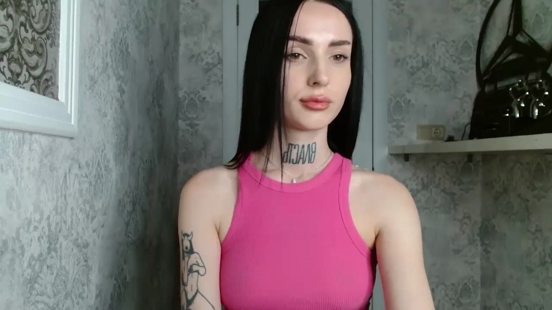 Gallery image thumbnail from Lady__tattoo's myfreecams stream on, 05/04/2025, 19:25 image 13 of 20