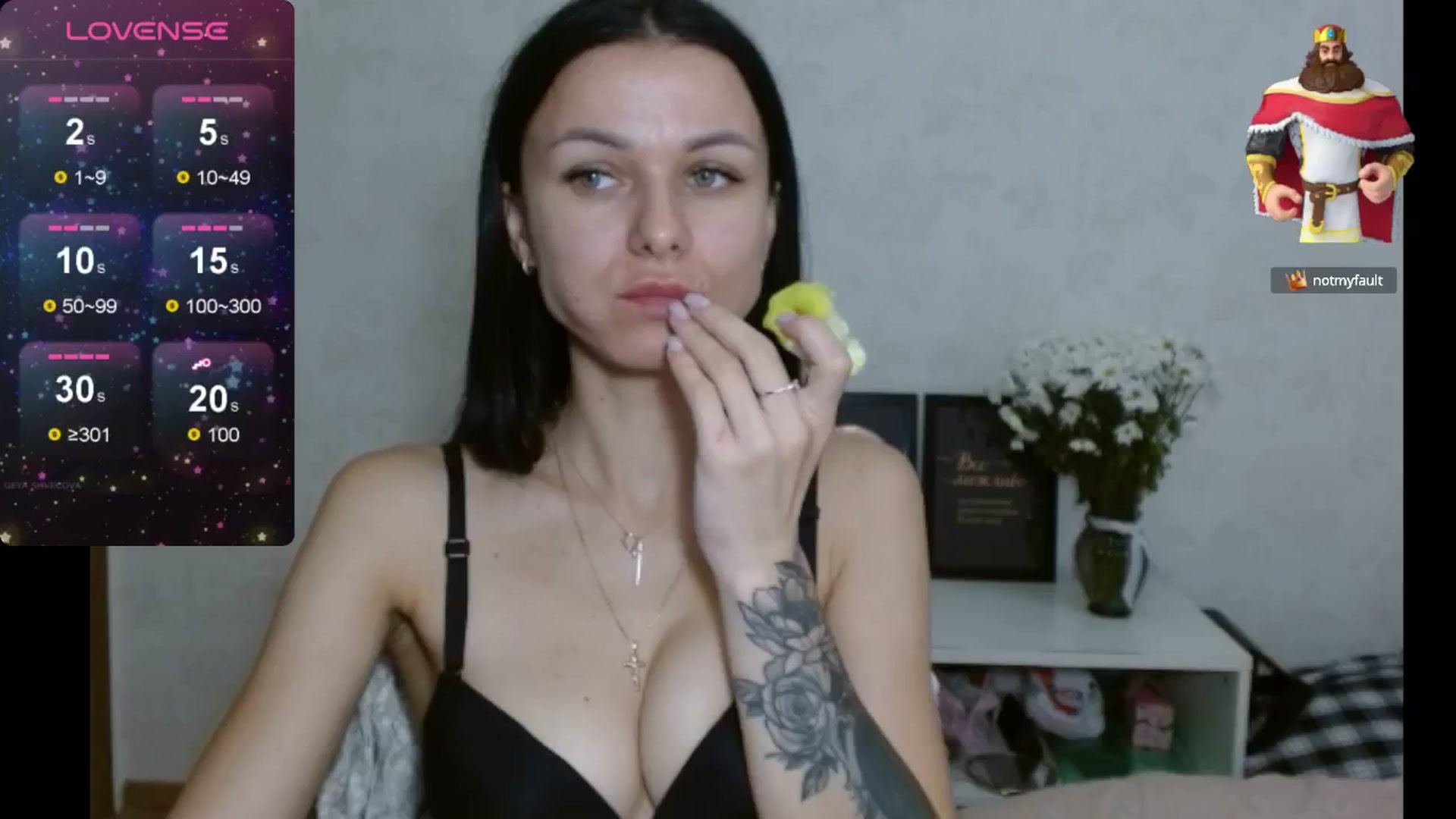 Gallery image thumbnail from Lady_cat2's myfreecams stream on, 08/15/2024, 09:25 image 10 of 20