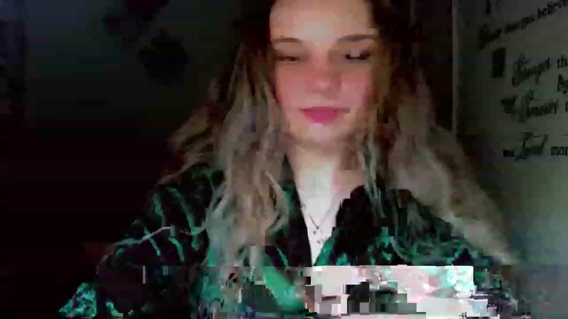 Gallery image thumbnail from Lady_in_red7's myfreecams stream on, 11/29/2022, 24:42 image 15 of 20