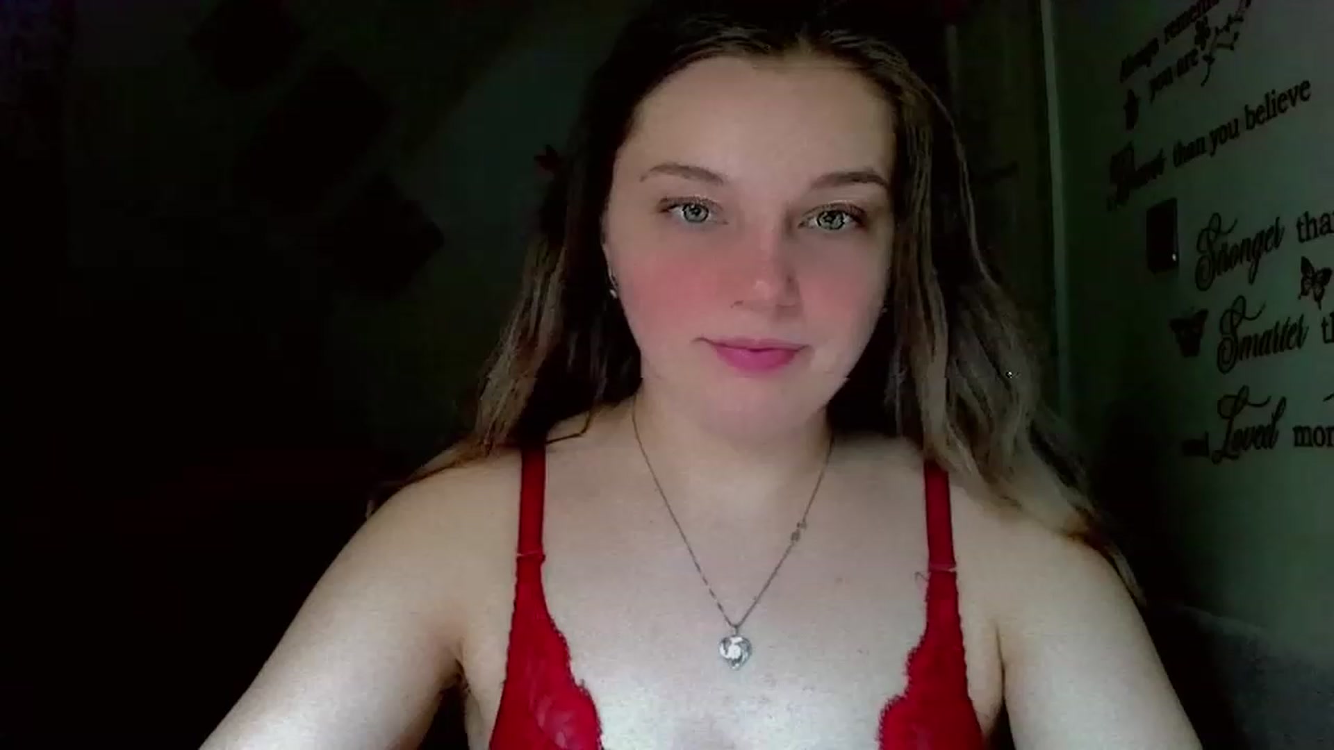Gallery image thumbnail from Lady_in_red7's myfreecams stream on, 11/29/2022, 11:40 image 1 of 20