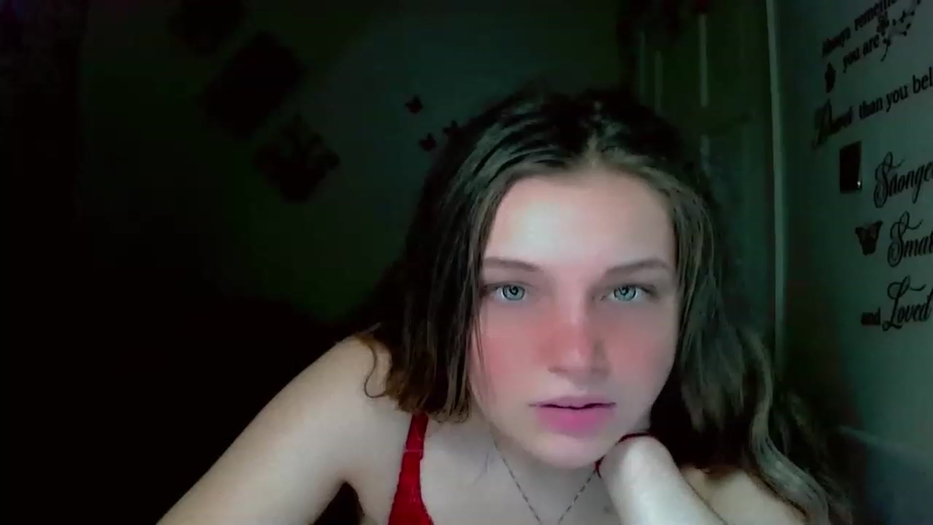 Gallery image thumbnail from Lady_in_red7's myfreecams stream on, 11/29/2022, 12:21 image 9 of 20