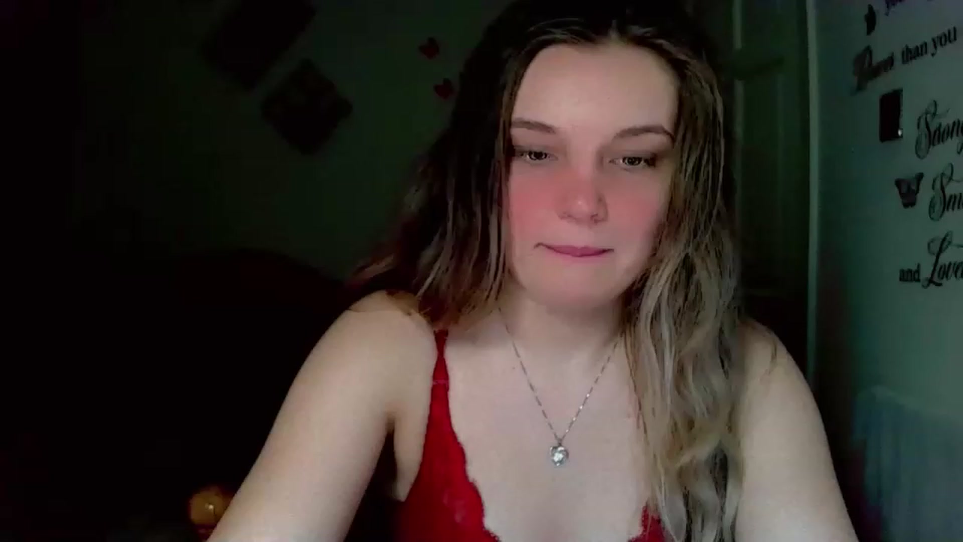 Gallery image thumbnail from Lady_in_red7's myfreecams stream on, 11/29/2022, 12:21 image 2 of 20