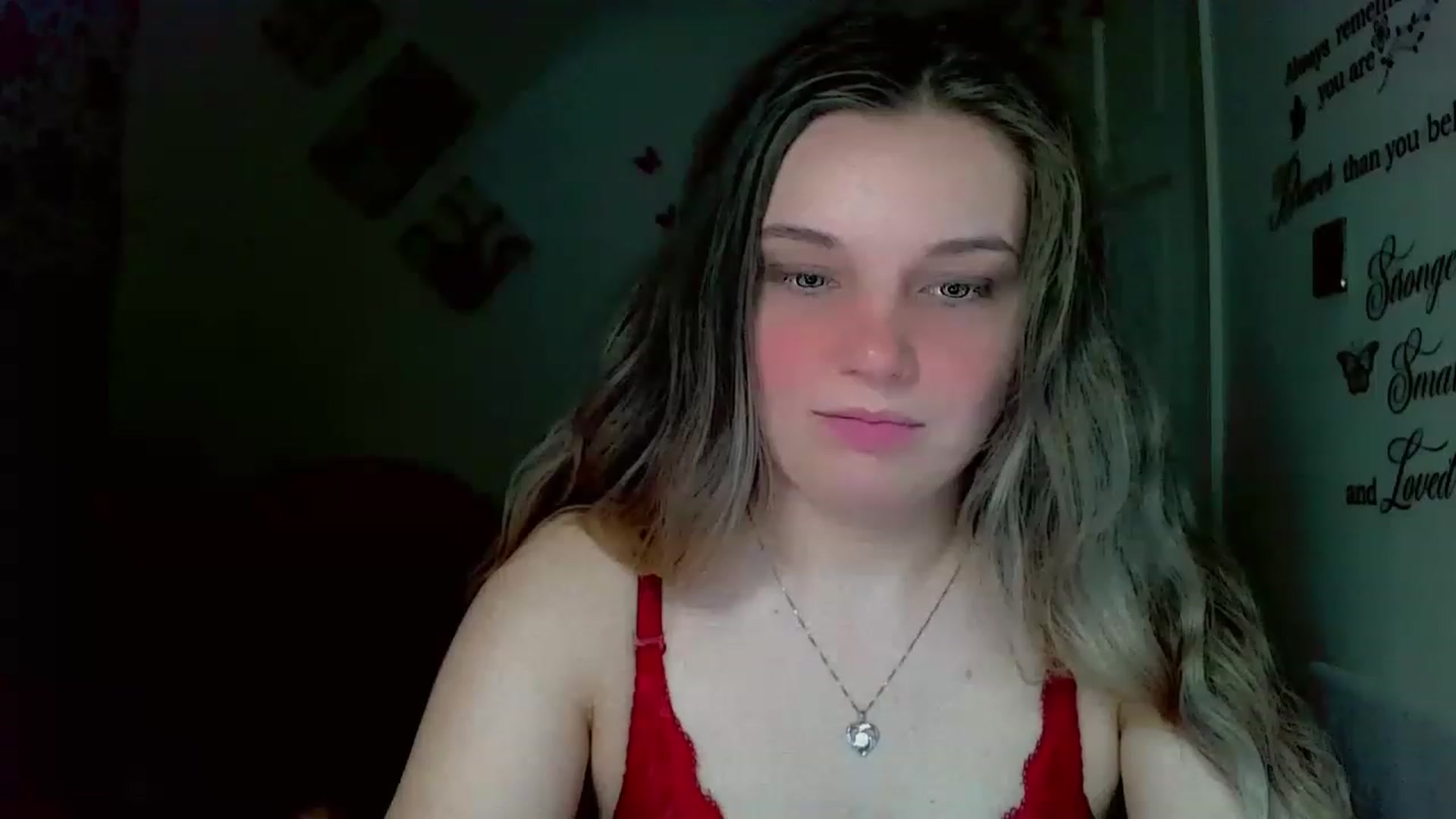 Gallery image thumbnail from Lady_in_red7's myfreecams stream on, 11/29/2022, 12:21 image 14 of 20